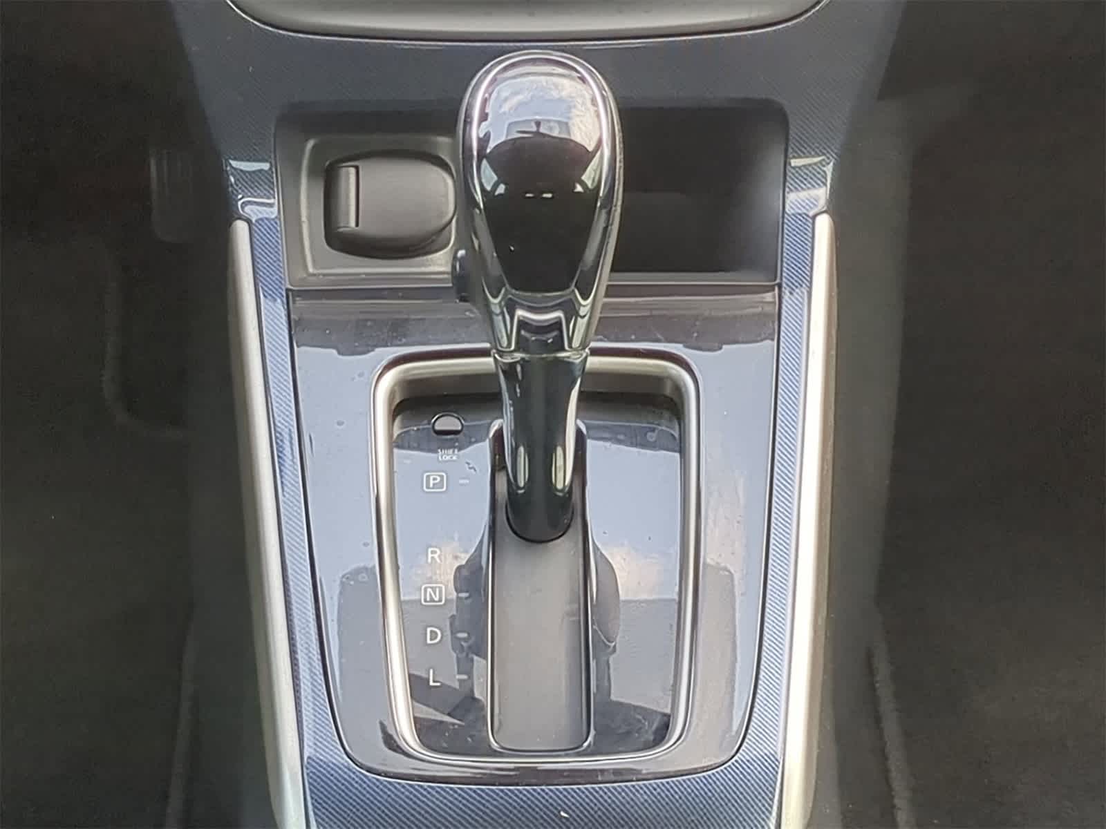 Thumbnail: 2018 Nissan Sentra - 19