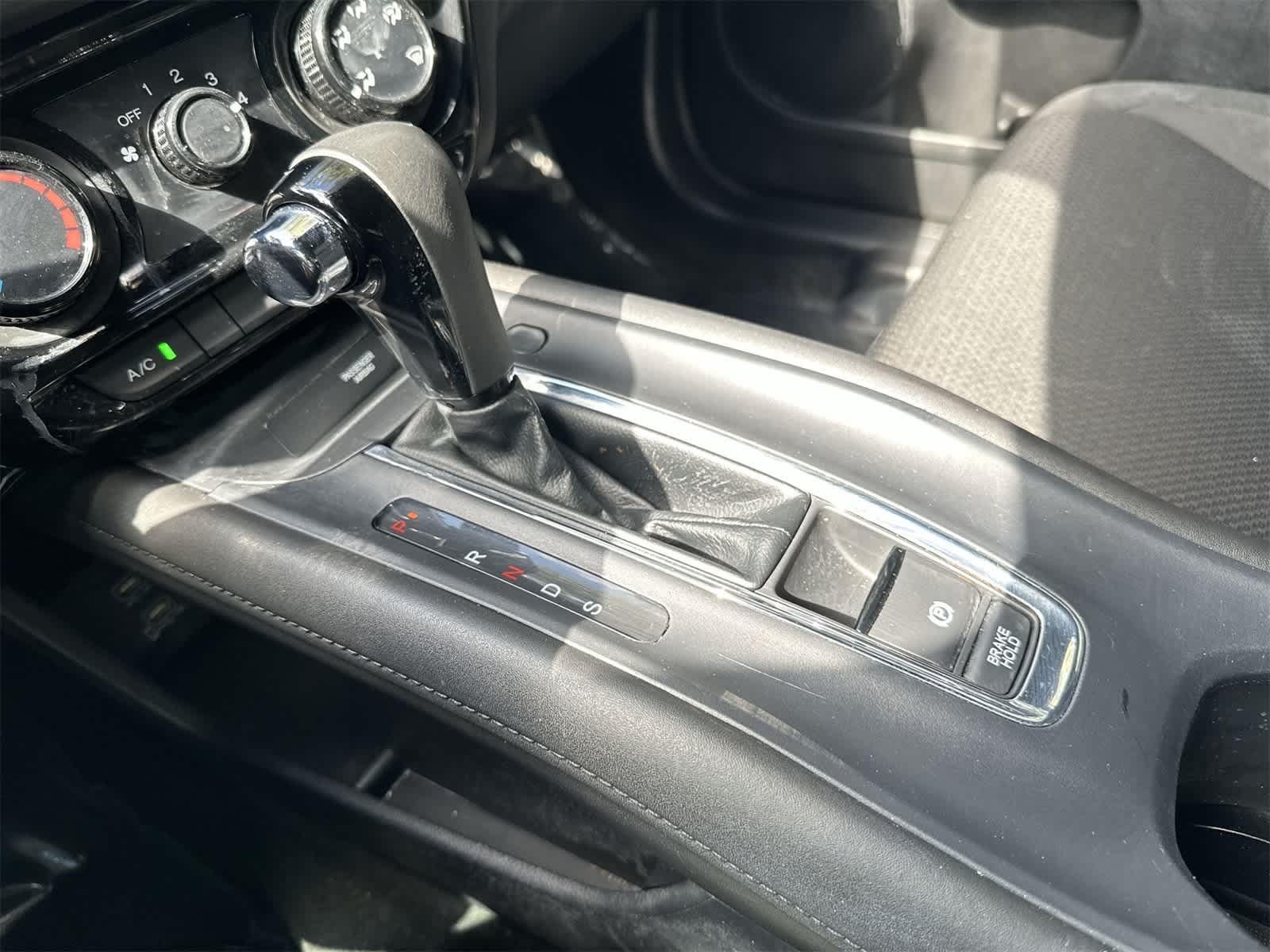 Thumbnail: 2022 Honda HR-V - 15