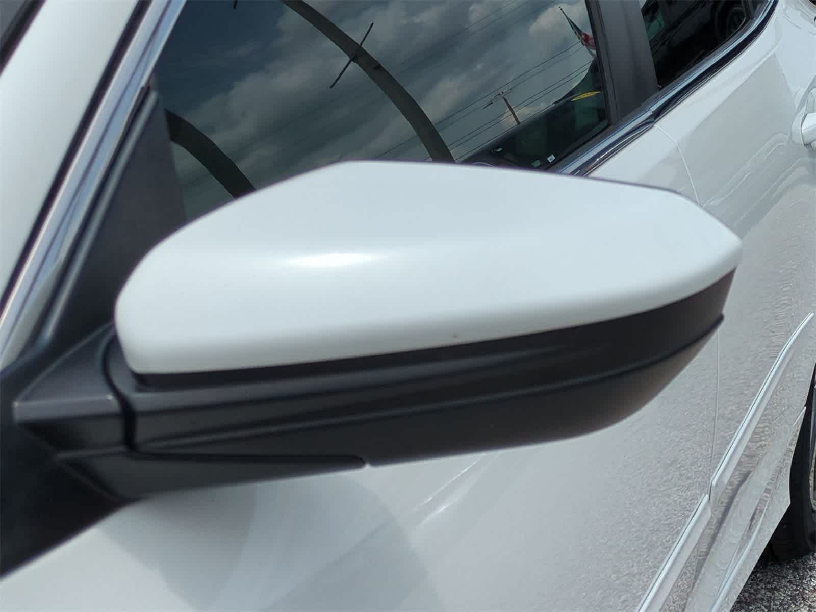 Thumbnail: 2019 Honda Insight - 12