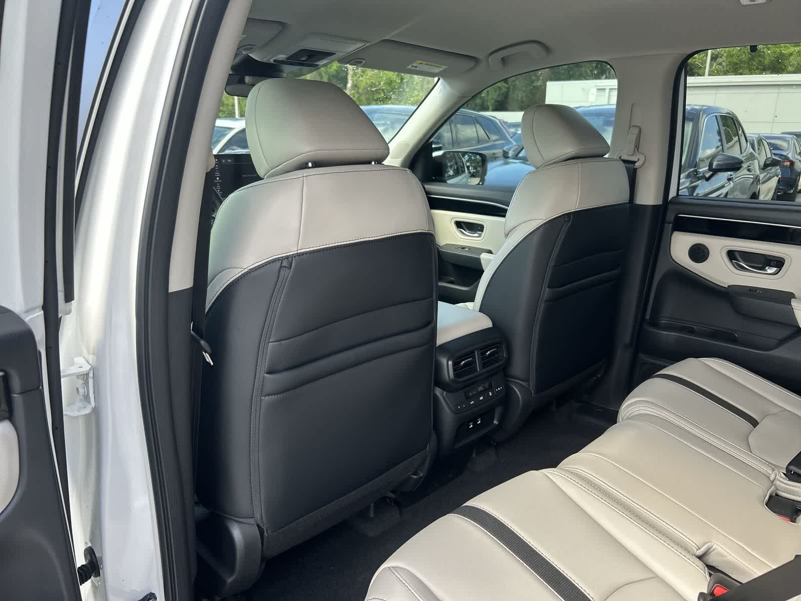 Thumbnail: 2026 Honda Pilot - 12