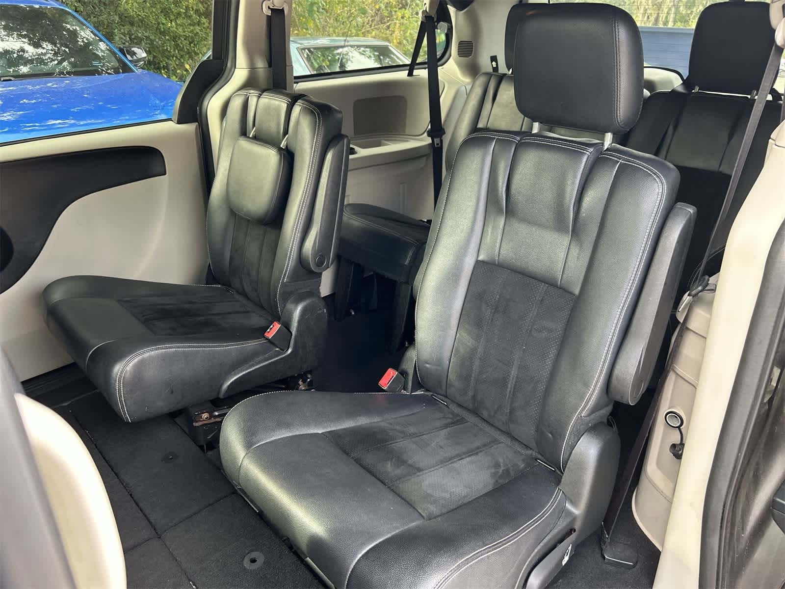 Thumbnail: 2017 Dodge Grand Caravan - 13