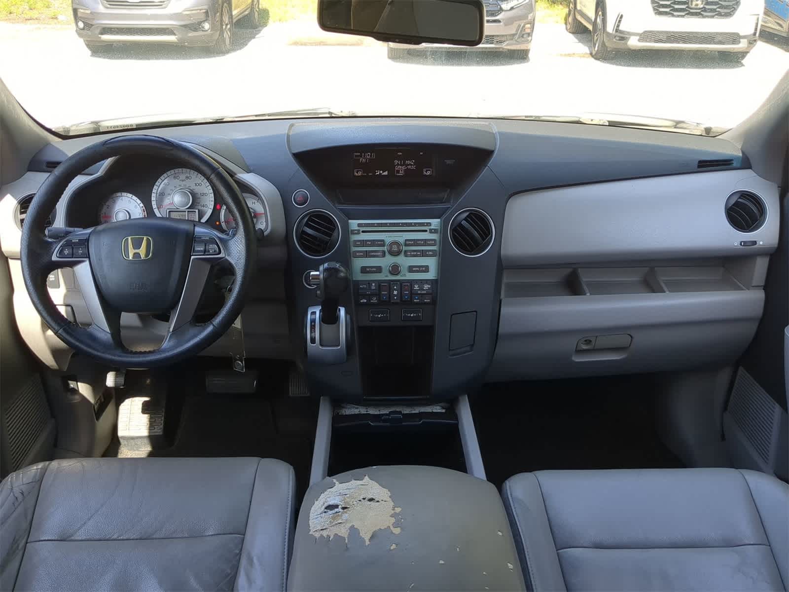 Thumbnail: 2011 Honda Pilot - 15
