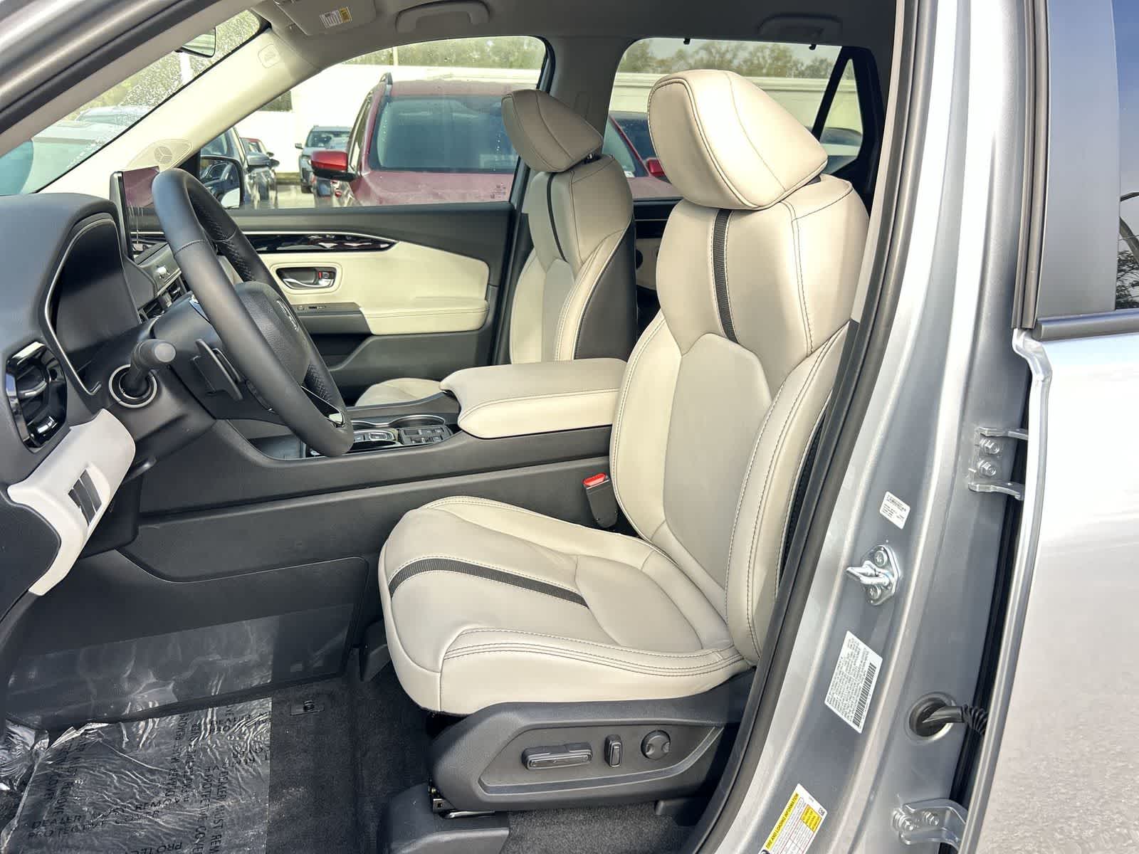 Thumbnail: 2026 Honda Pilot - 13