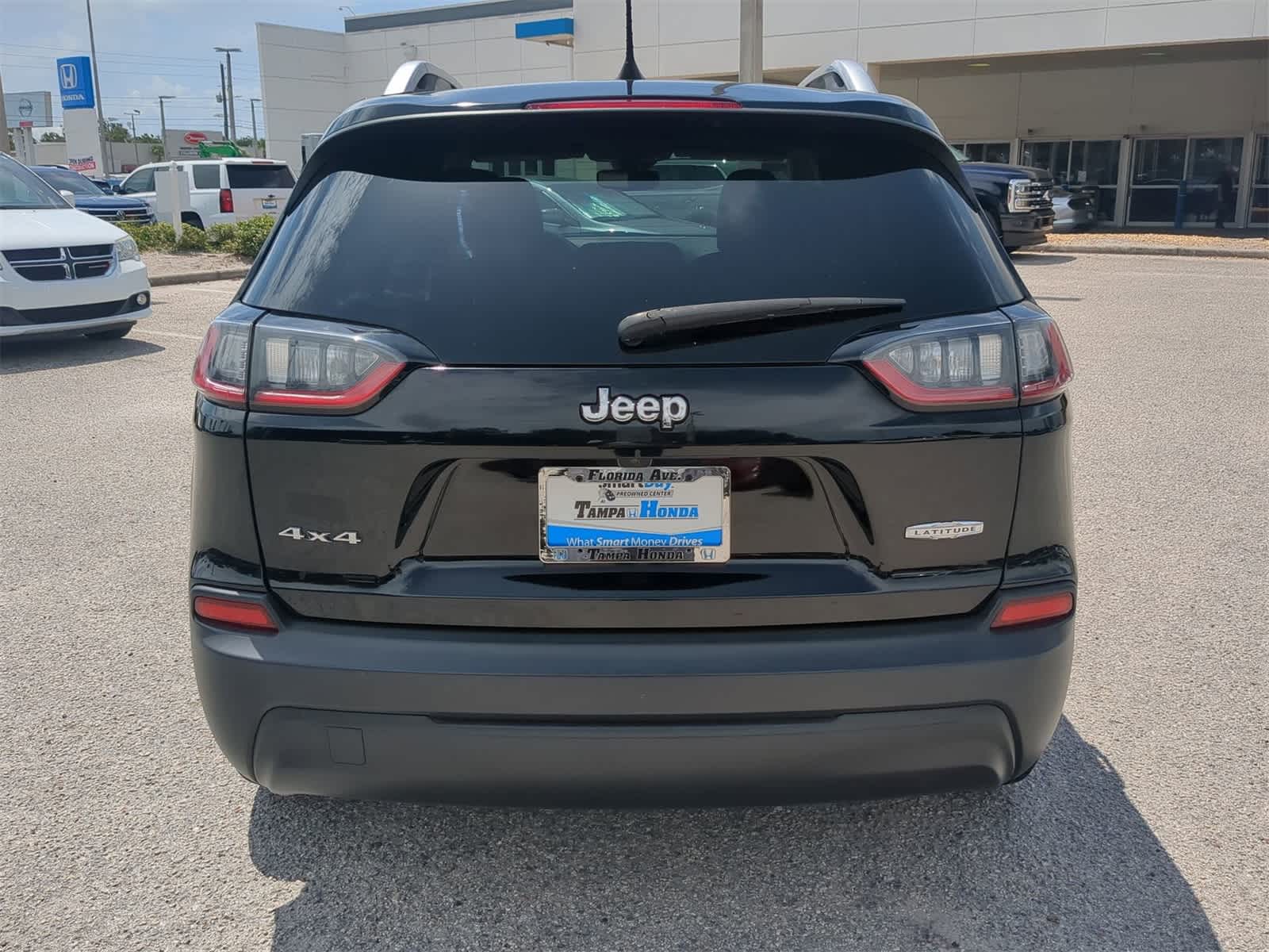 Thumbnail: 2021 Jeep Cherokee - 6