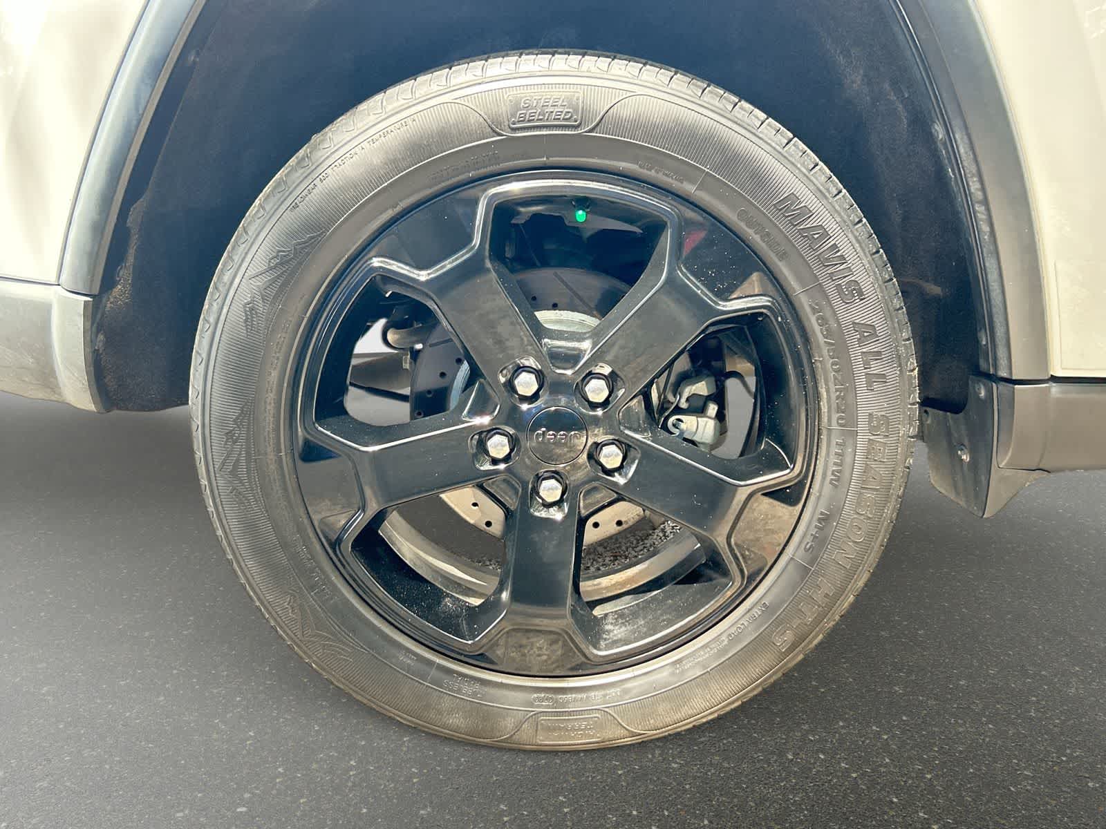 Thumbnail: 2019 Jeep Grand Cherokee - 5