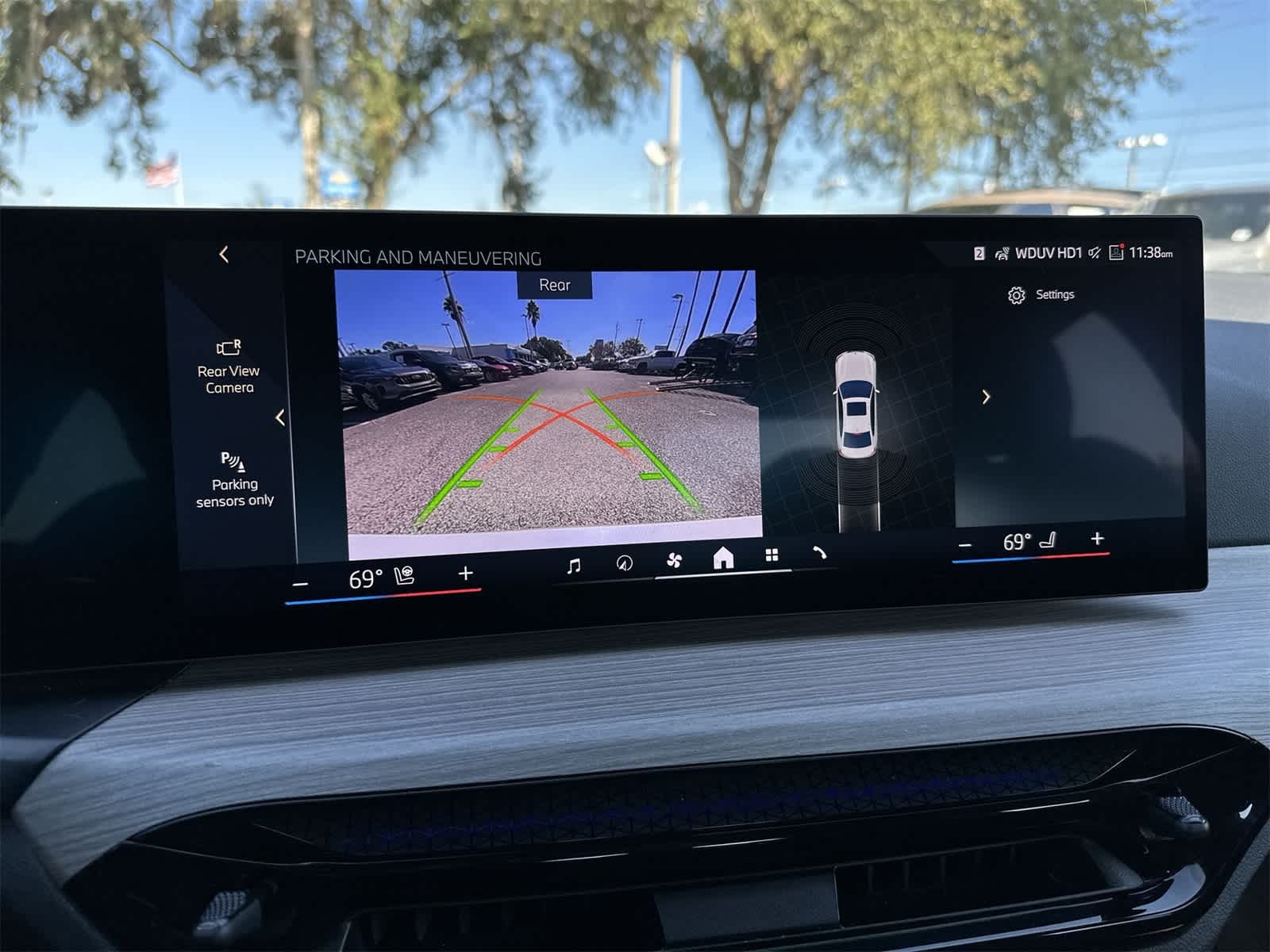 Thumbnail: 2025 BMW 3 Series - 22