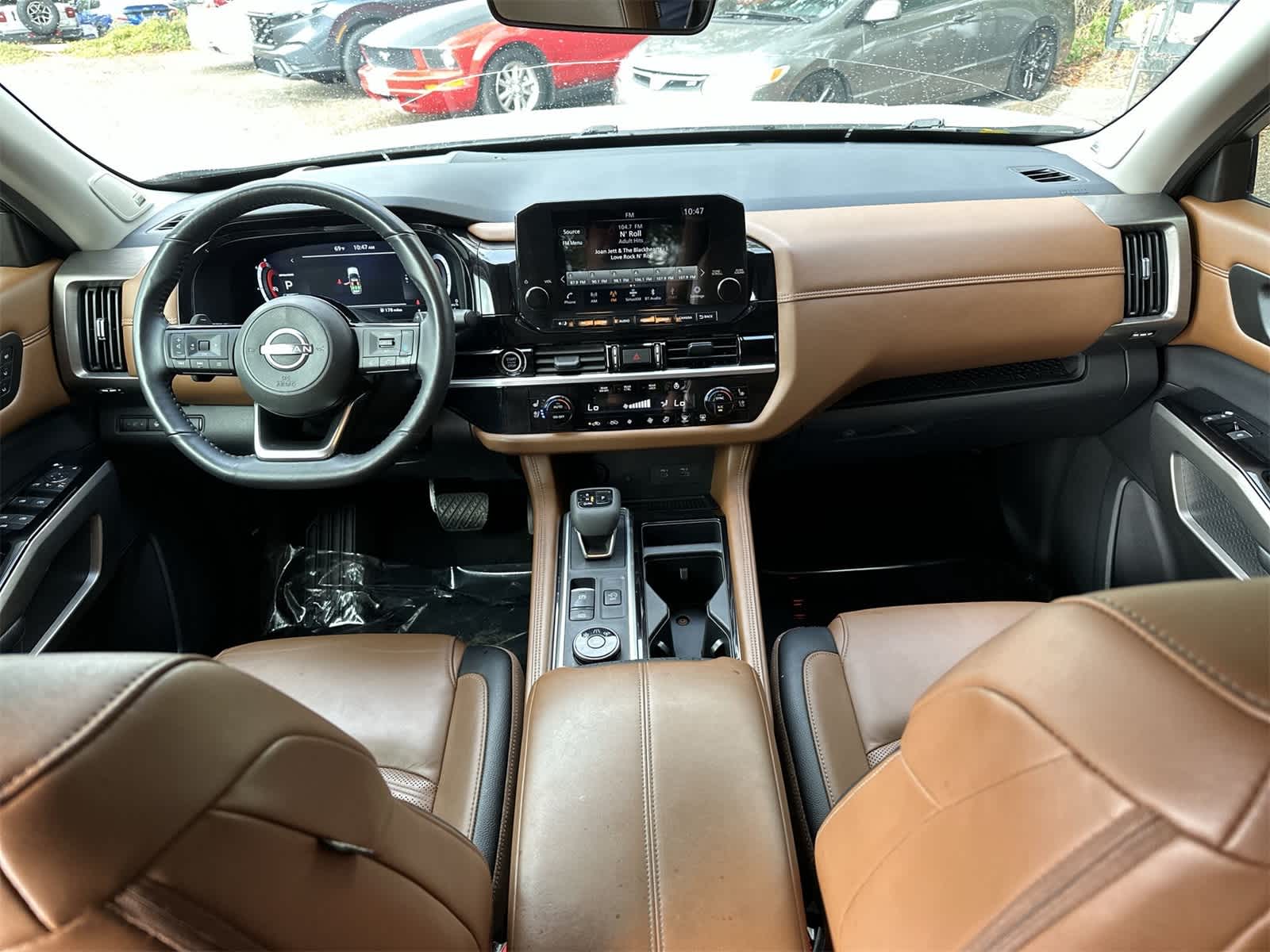 Thumbnail: 2024 Nissan Pathfinder - 10