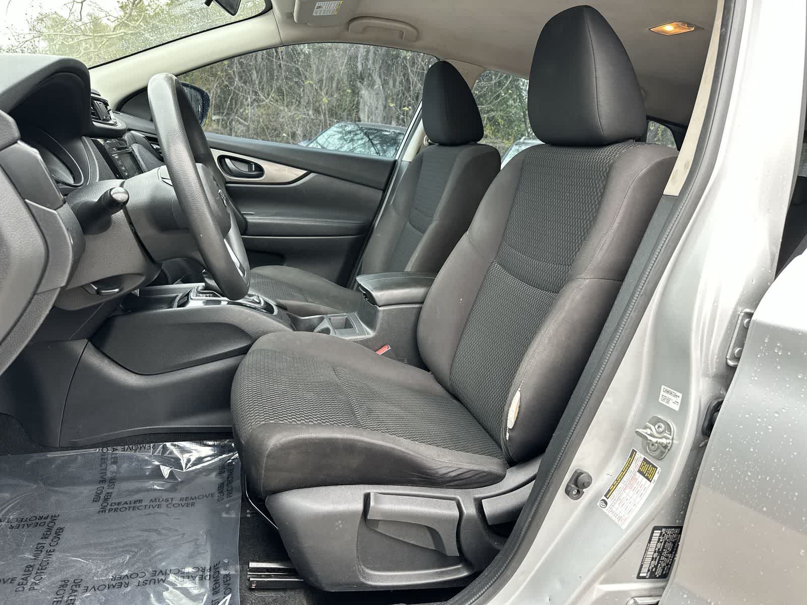 Thumbnail: 2019 Nissan Rogue Sport - 12