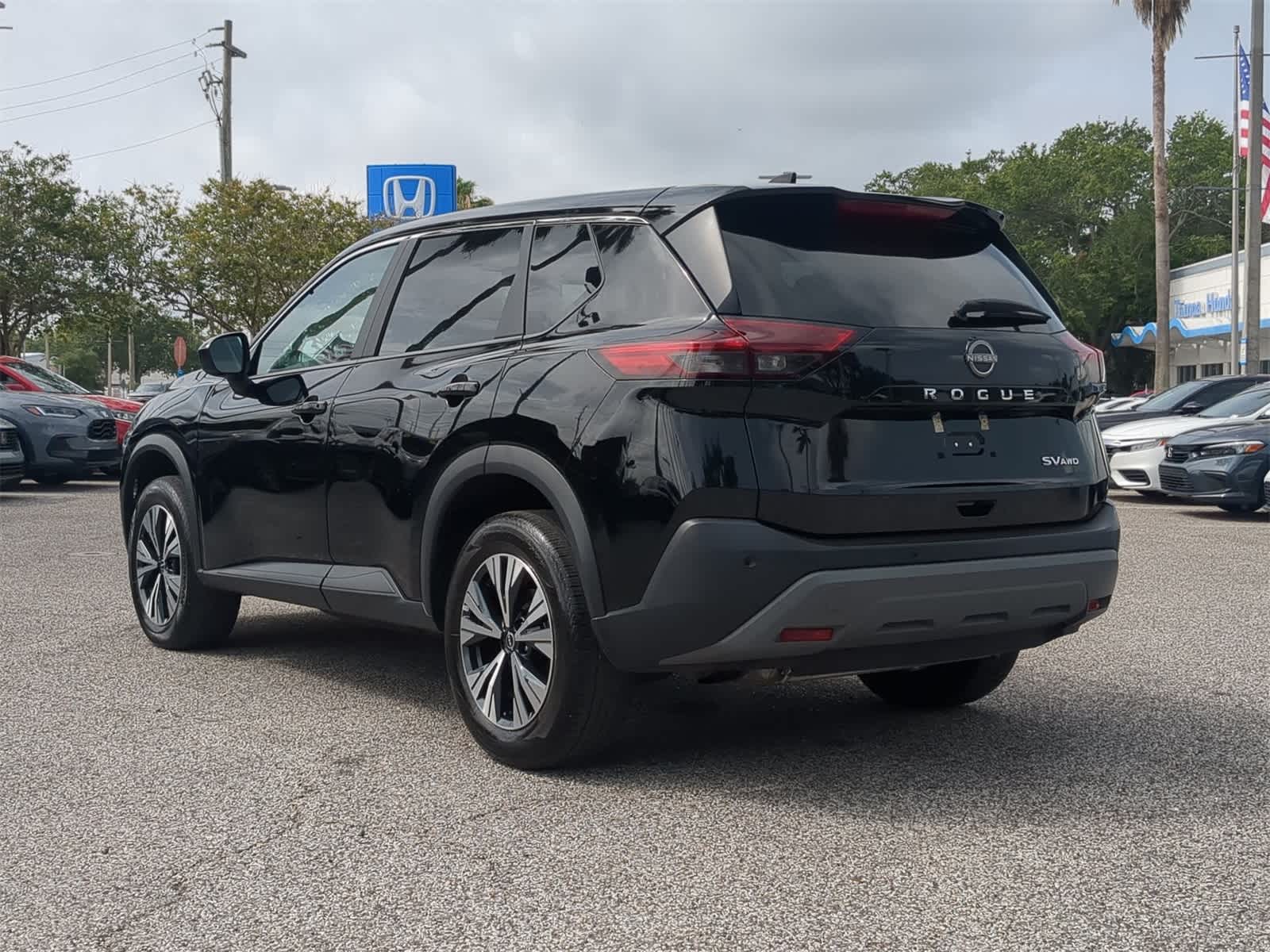 2023 Nissan Rogue SV 4