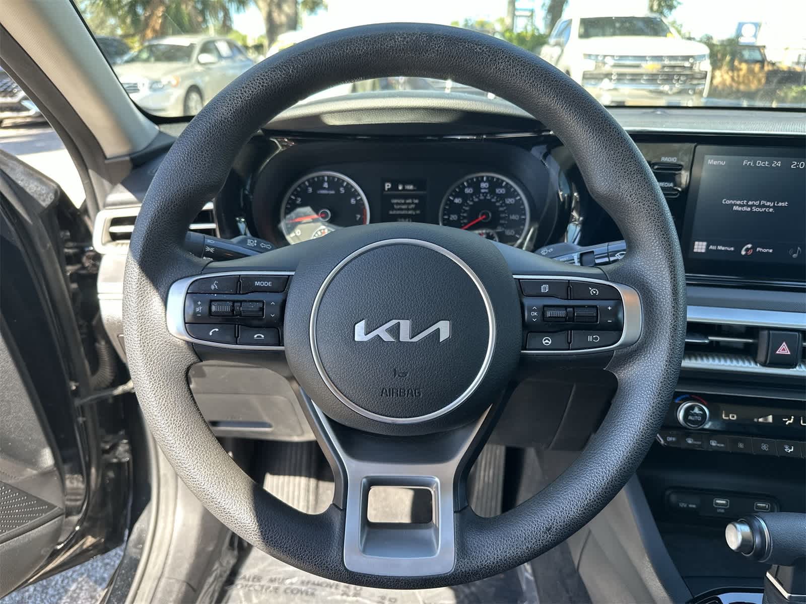 Thumbnail: 2022 Kia K5 - 3