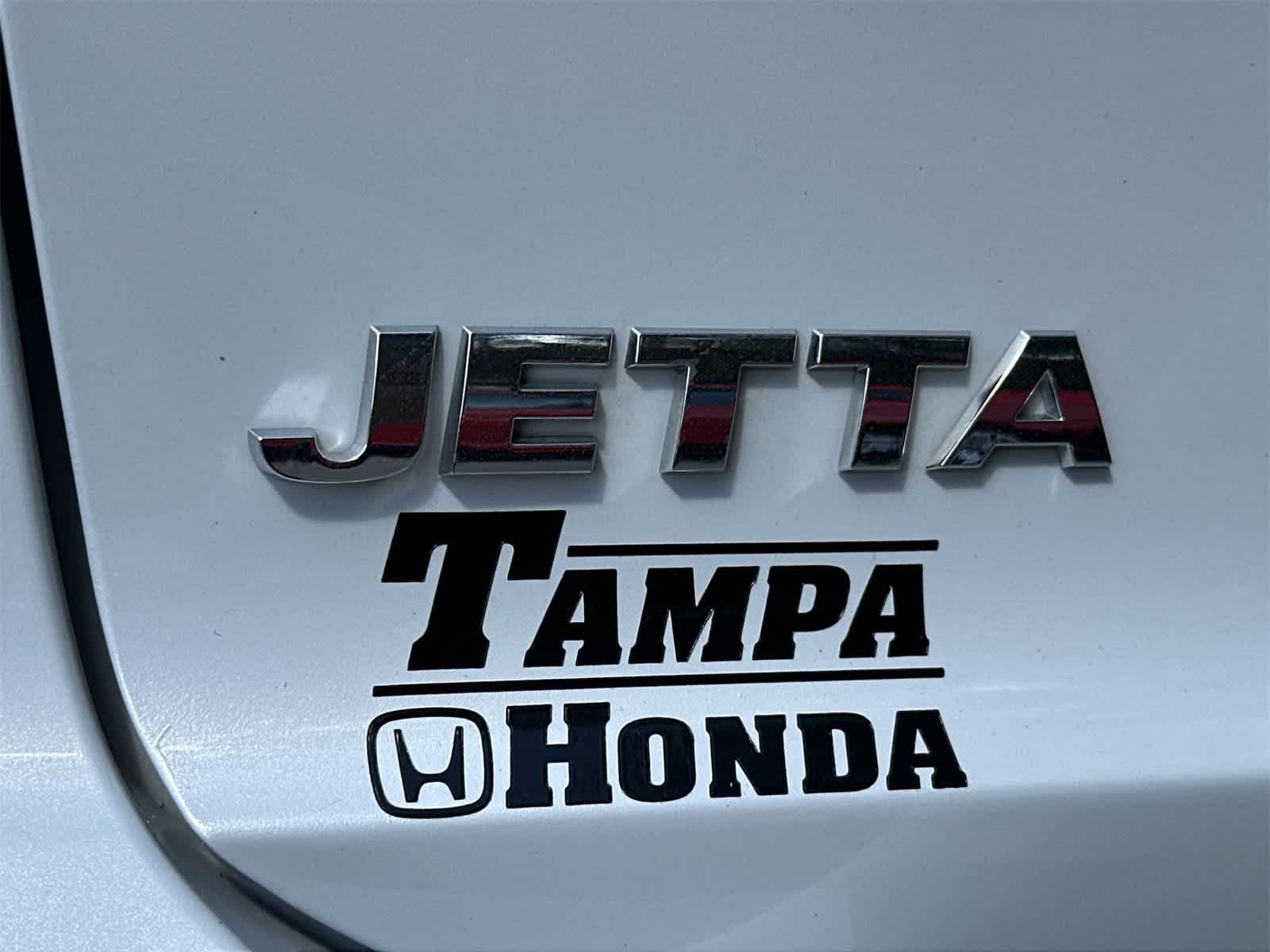 Thumbnail: 2017 Volkswagen Jetta - 7