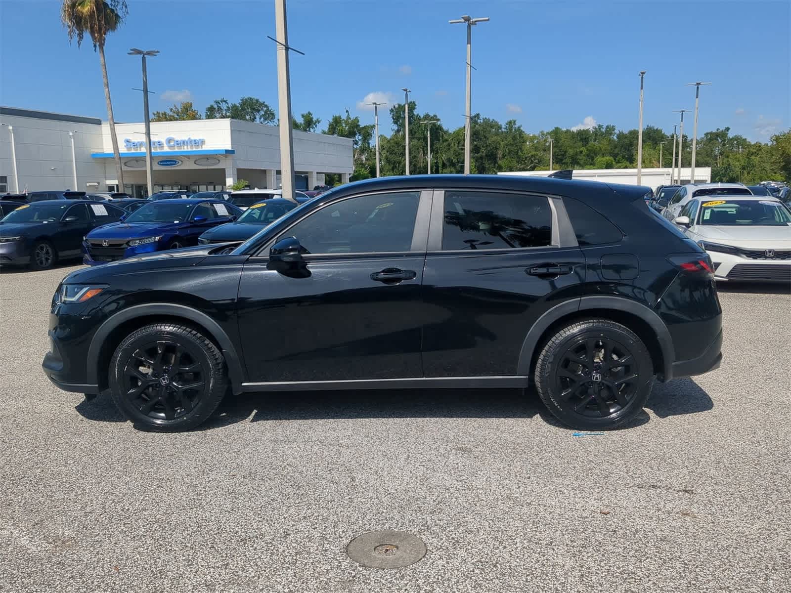 Thumbnail: 2023 Honda HR-V - 3