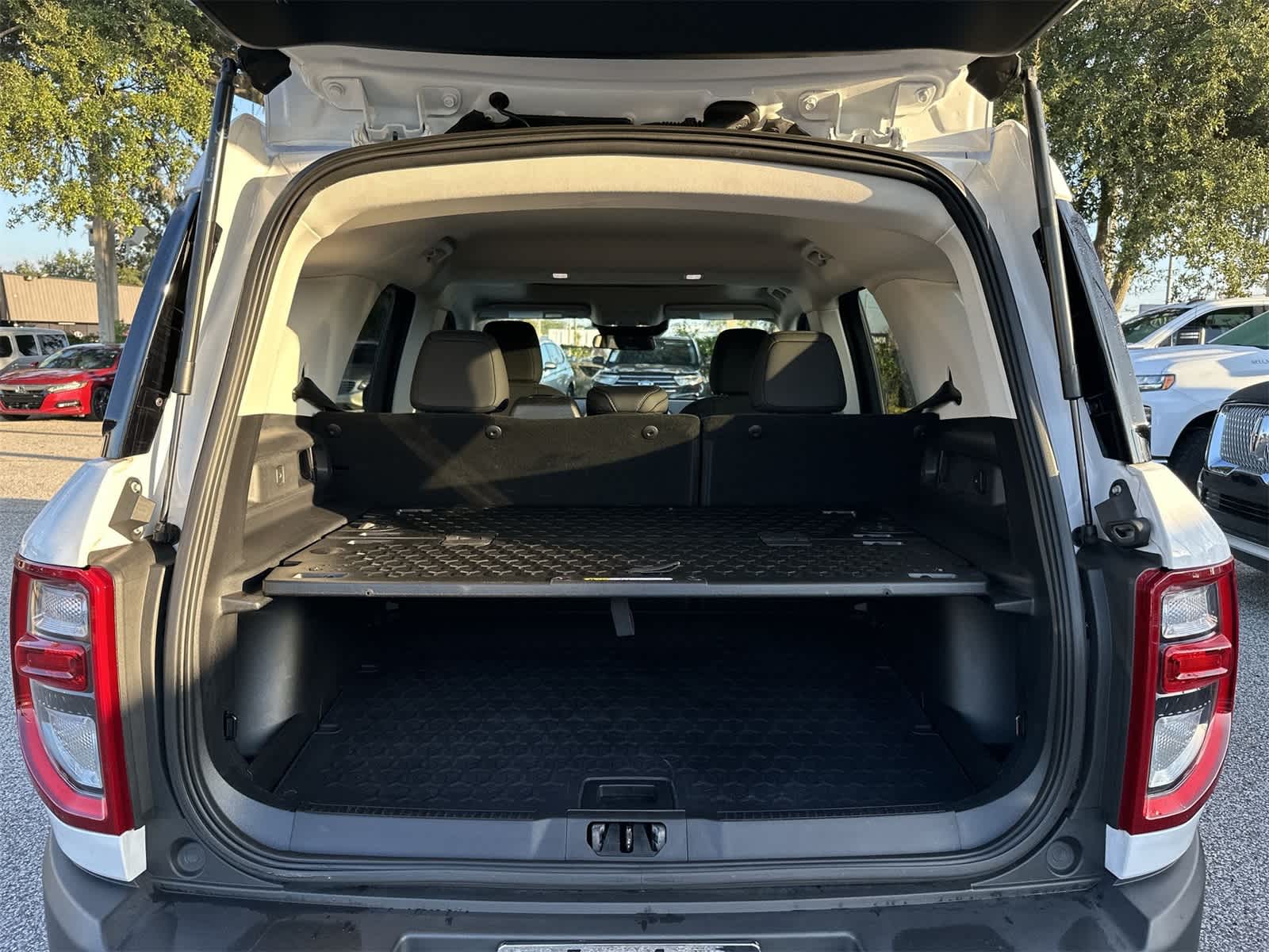 Thumbnail: 2022 Ford Bronco Sport - 13