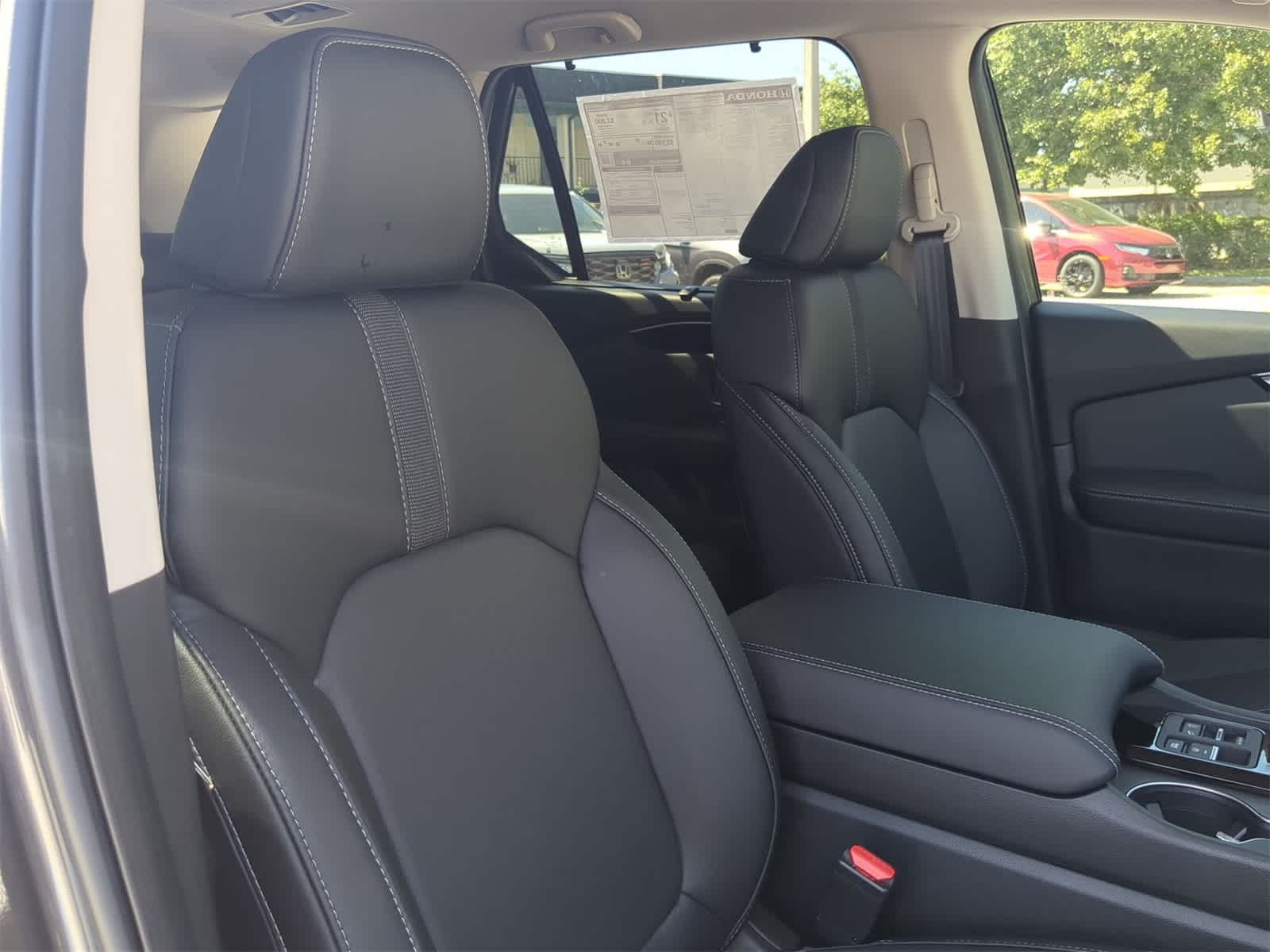 Thumbnail: 2025 Honda Pilot - 7