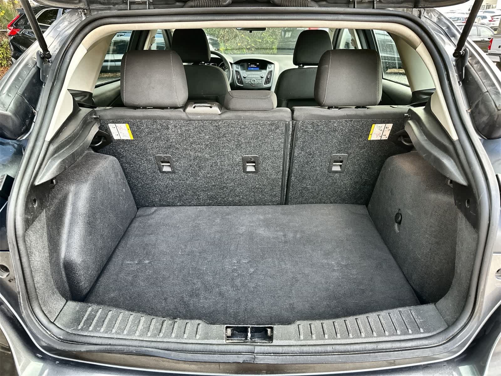 Thumbnail: 2016 Ford Focus - 19