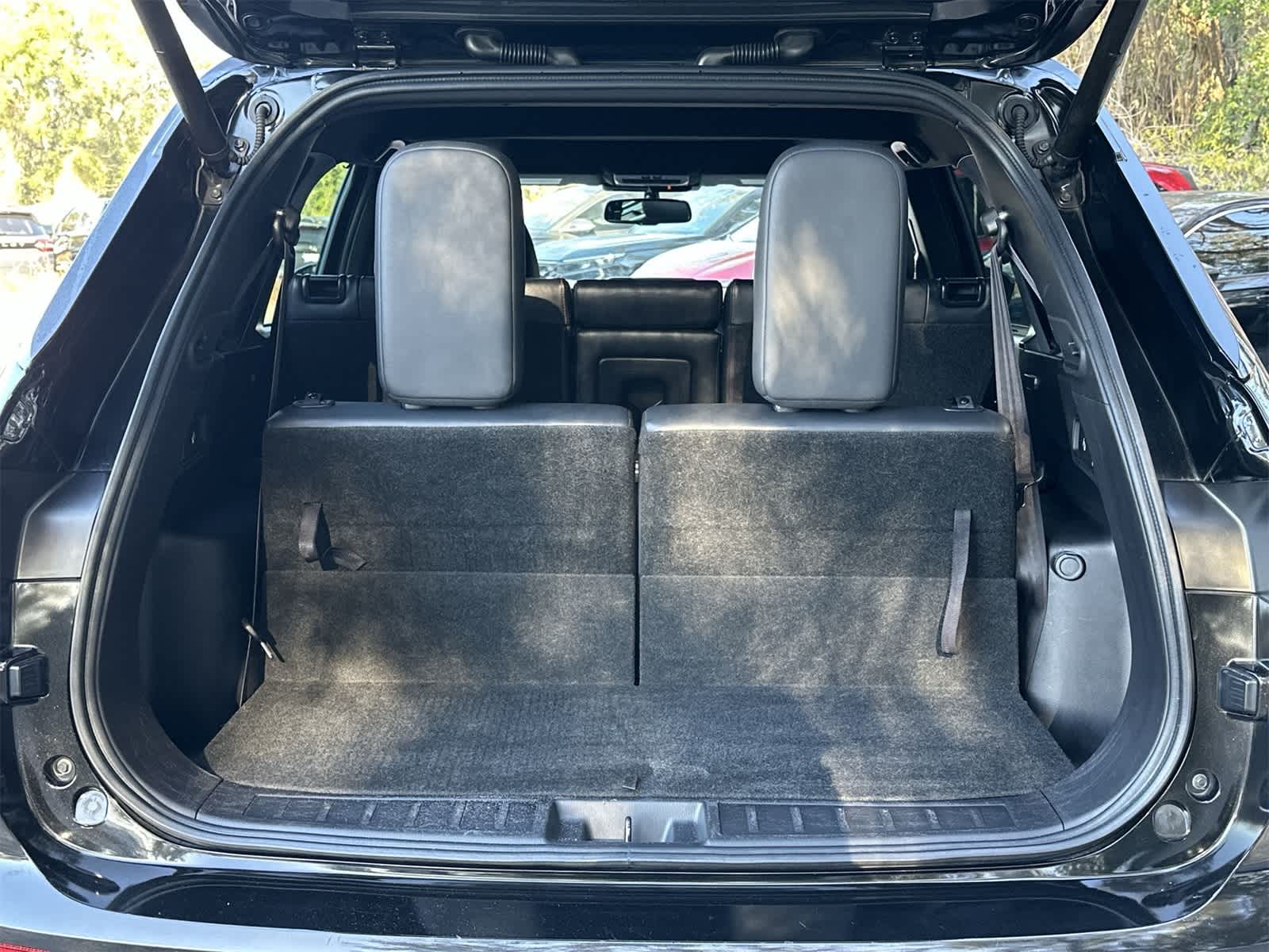 Thumbnail: 2022 Mitsubishi Outlander - 18