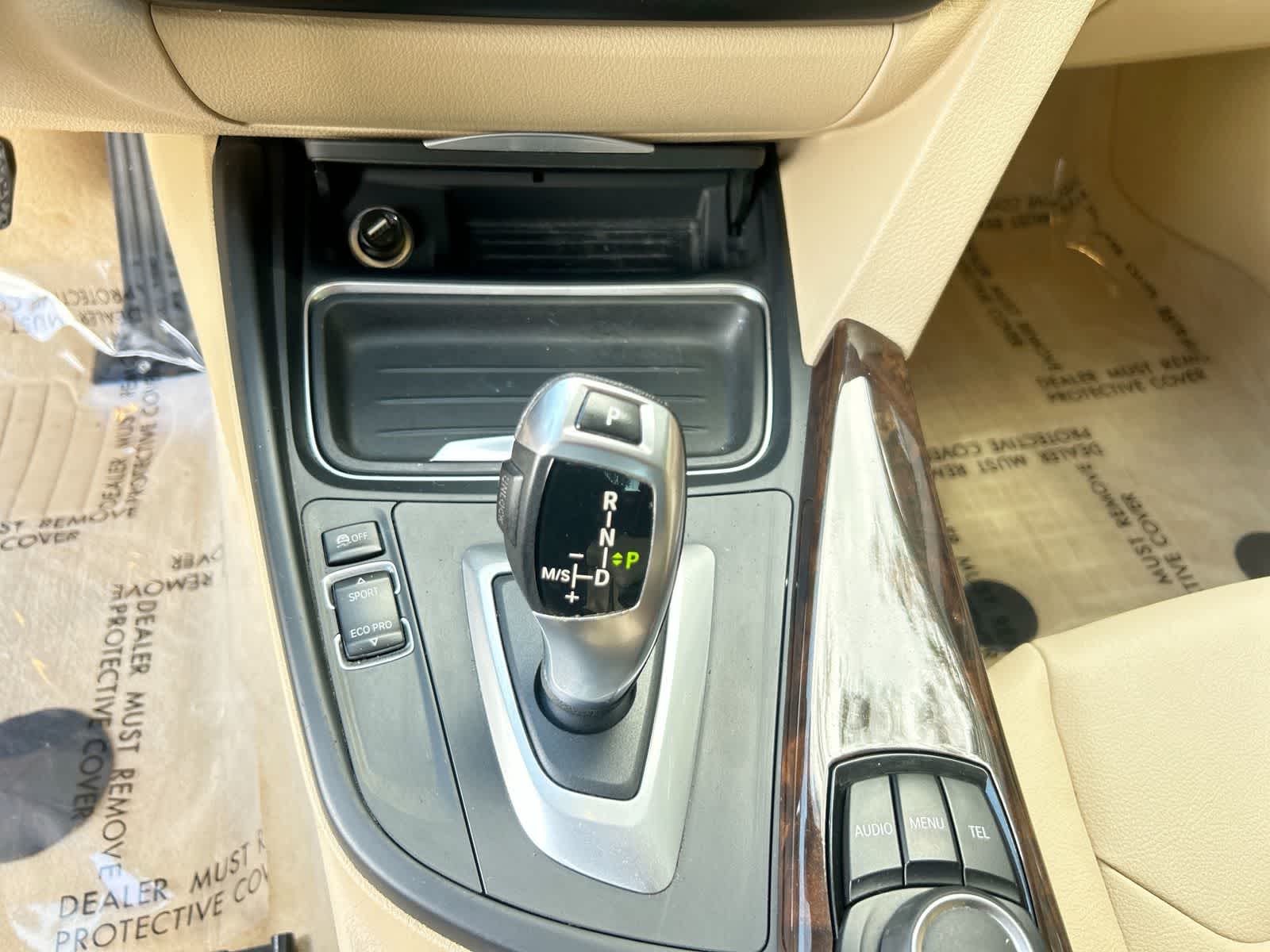 Thumbnail: 2013 BMW 3 Series - 19