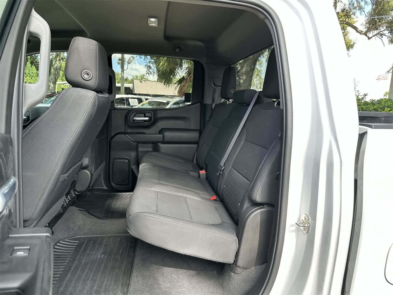 Thumbnail: 2020 Chevrolet Silverado 1500 - 18