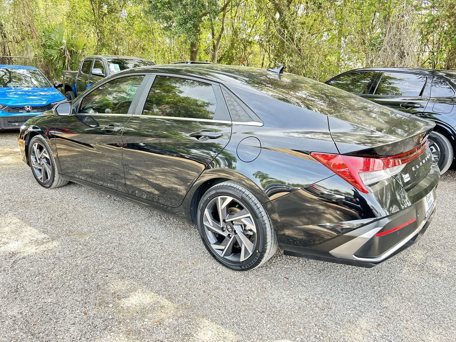 Thumbnail: 2024 Hyundai Elantra - 6