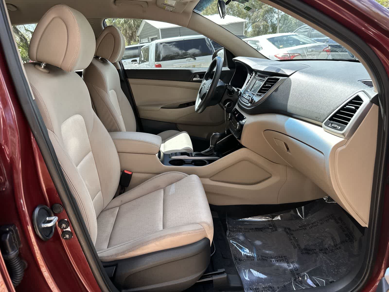 Thumbnail: 2017 Hyundai Tucson - 14