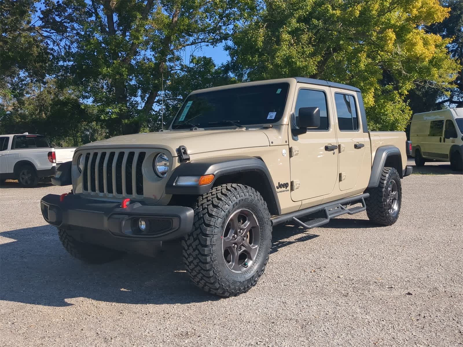 Thumbnail: 2020 Jeep Gladiator - 2