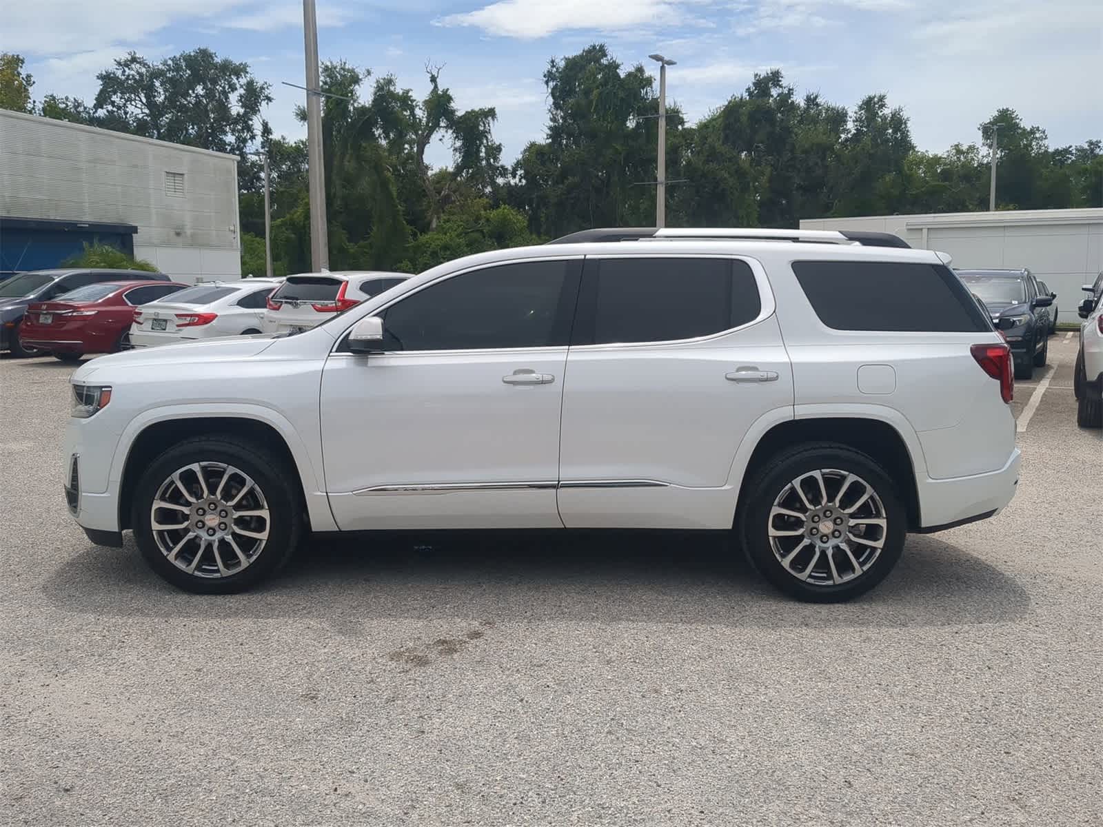 Thumbnail: 2022 GMC Acadia - 4