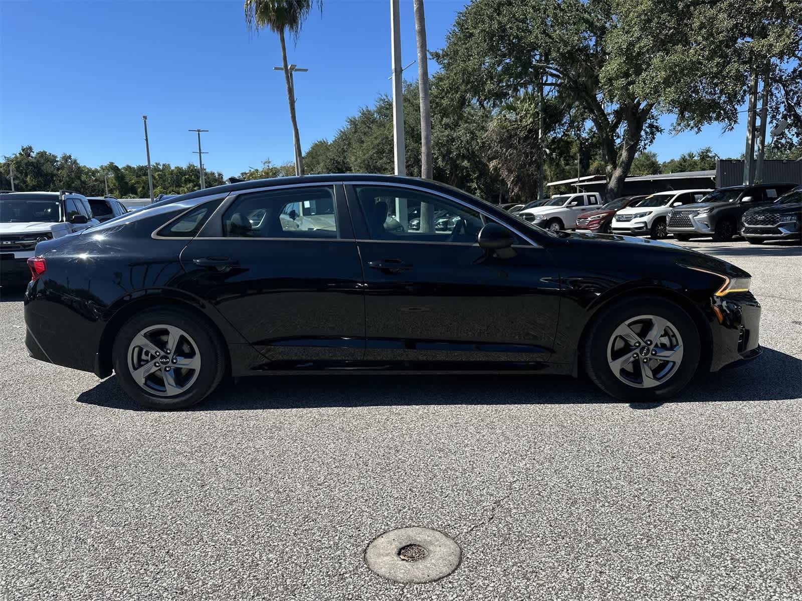 Thumbnail: 2022 Kia K5 - 14