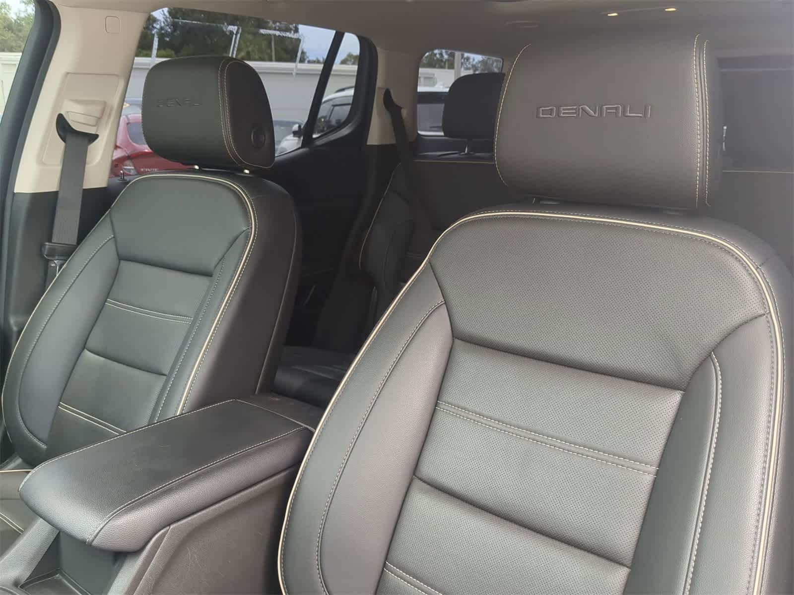 Thumbnail: 2022 GMC Acadia - 9