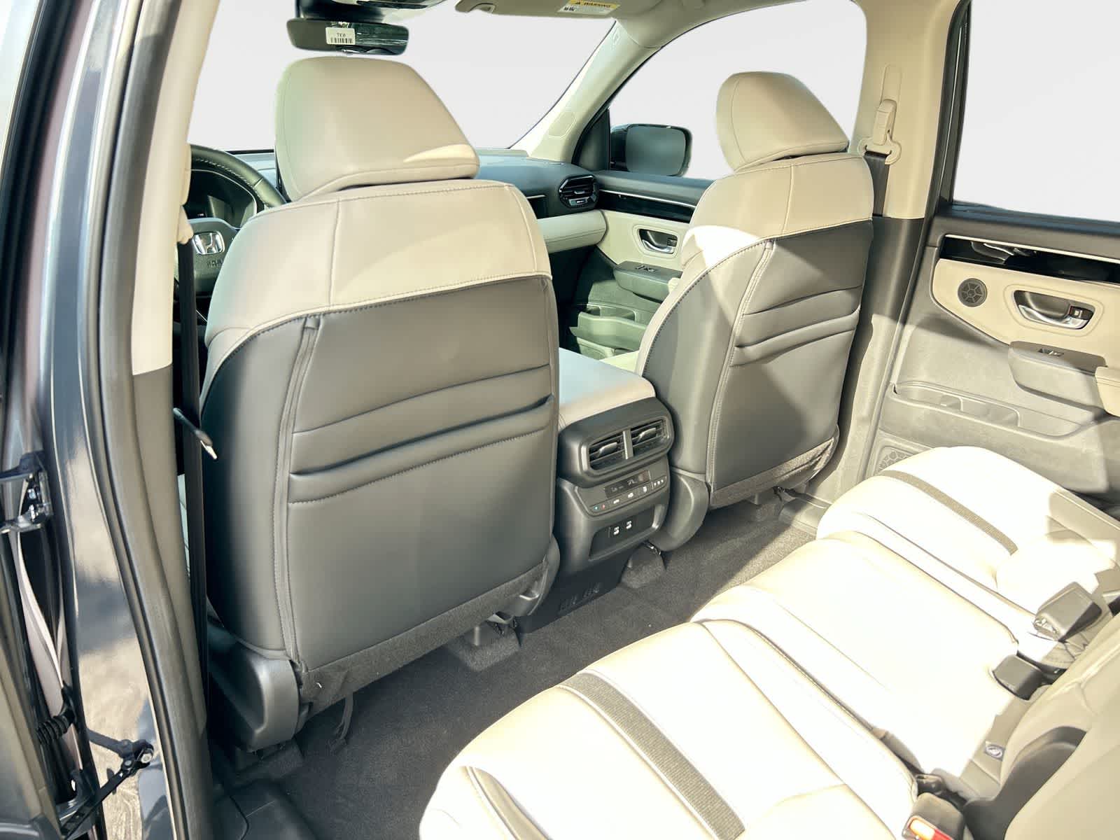 Thumbnail: 2026 Honda Pilot - 12