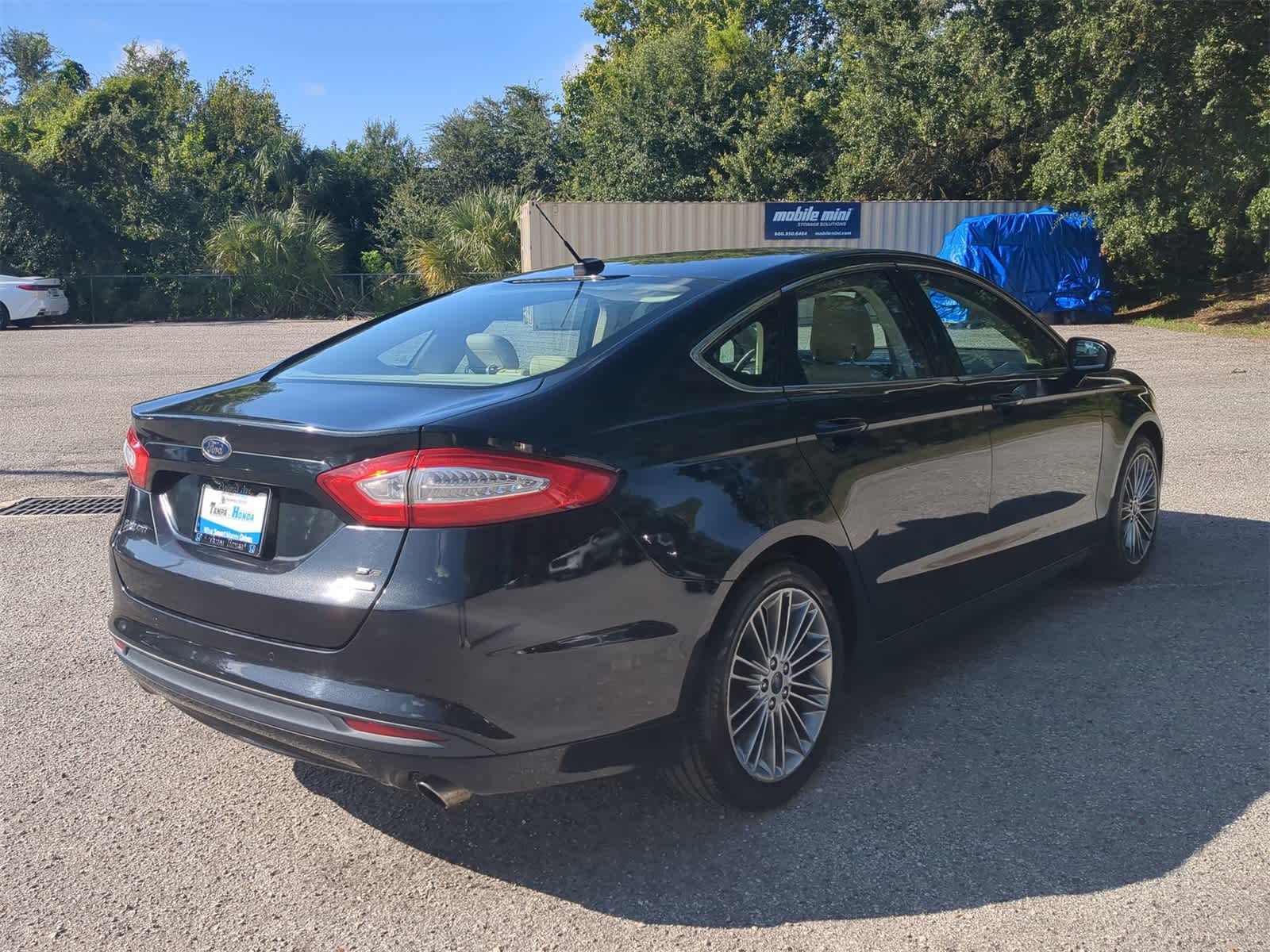 Thumbnail: 2013 Ford Fusion - 6