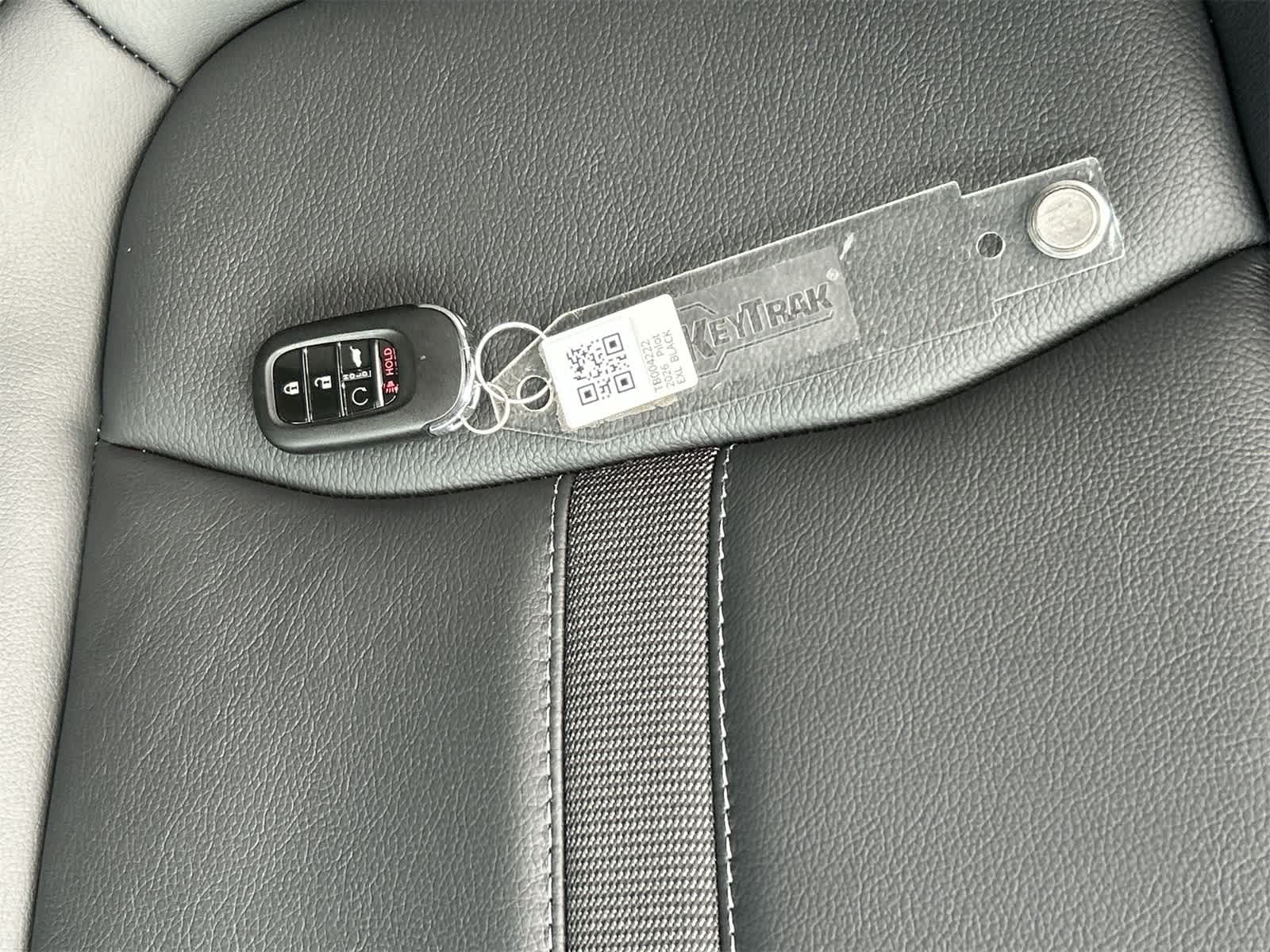 Thumbnail: 2026 Honda Pilot - 3