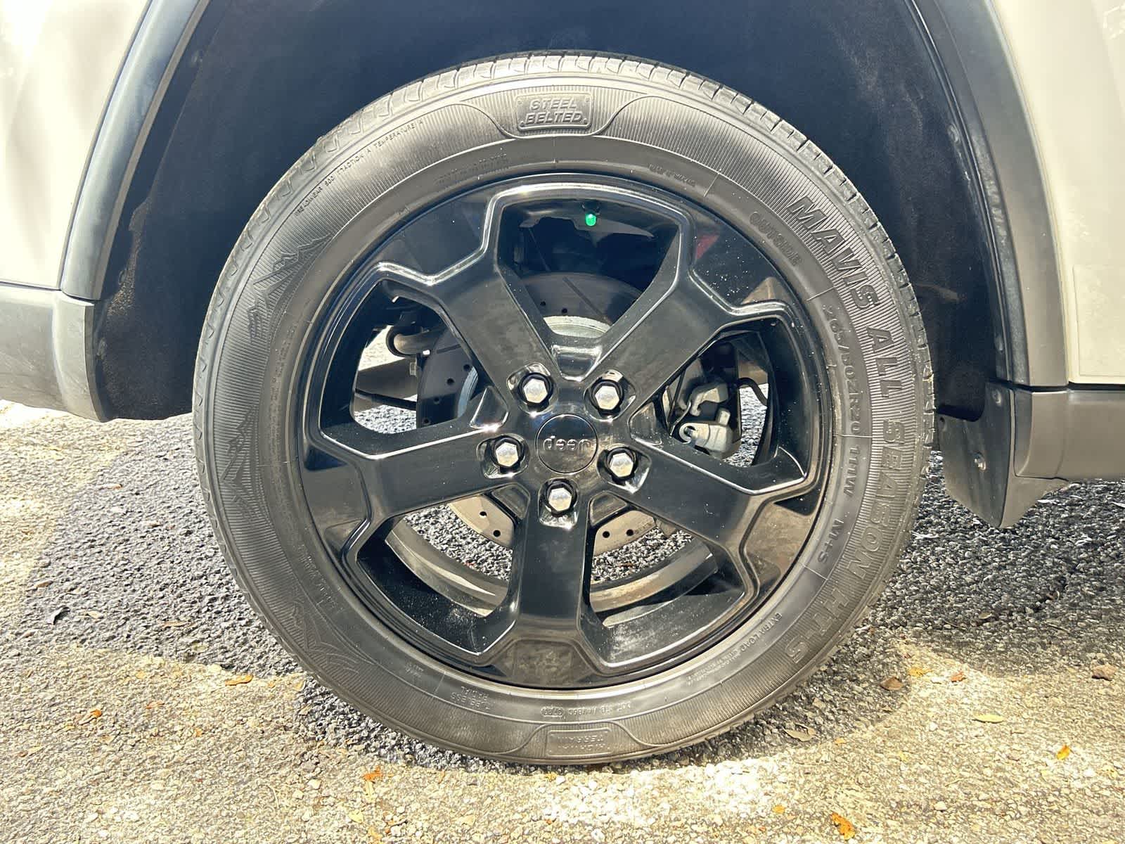 Thumbnail: 2019 Jeep Grand Cherokee - 5