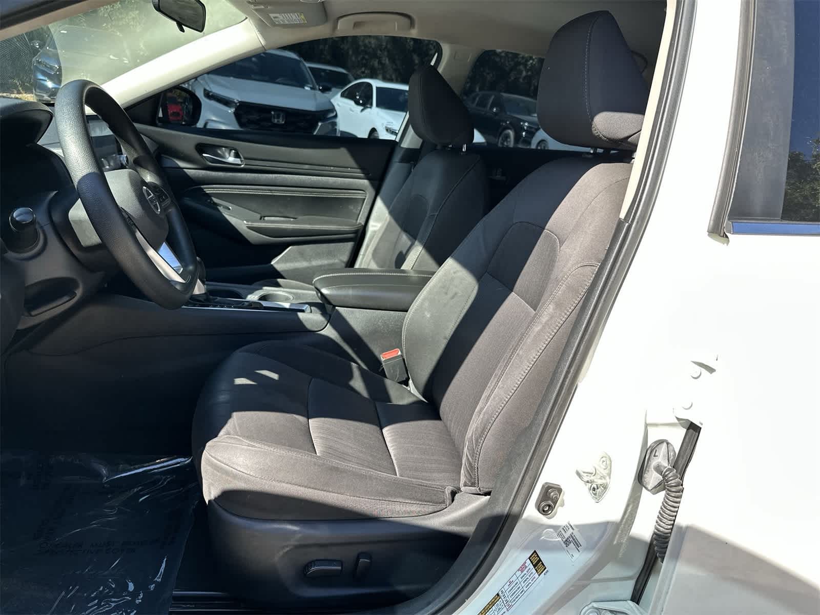 Thumbnail: 2020 Nissan Altima - 11