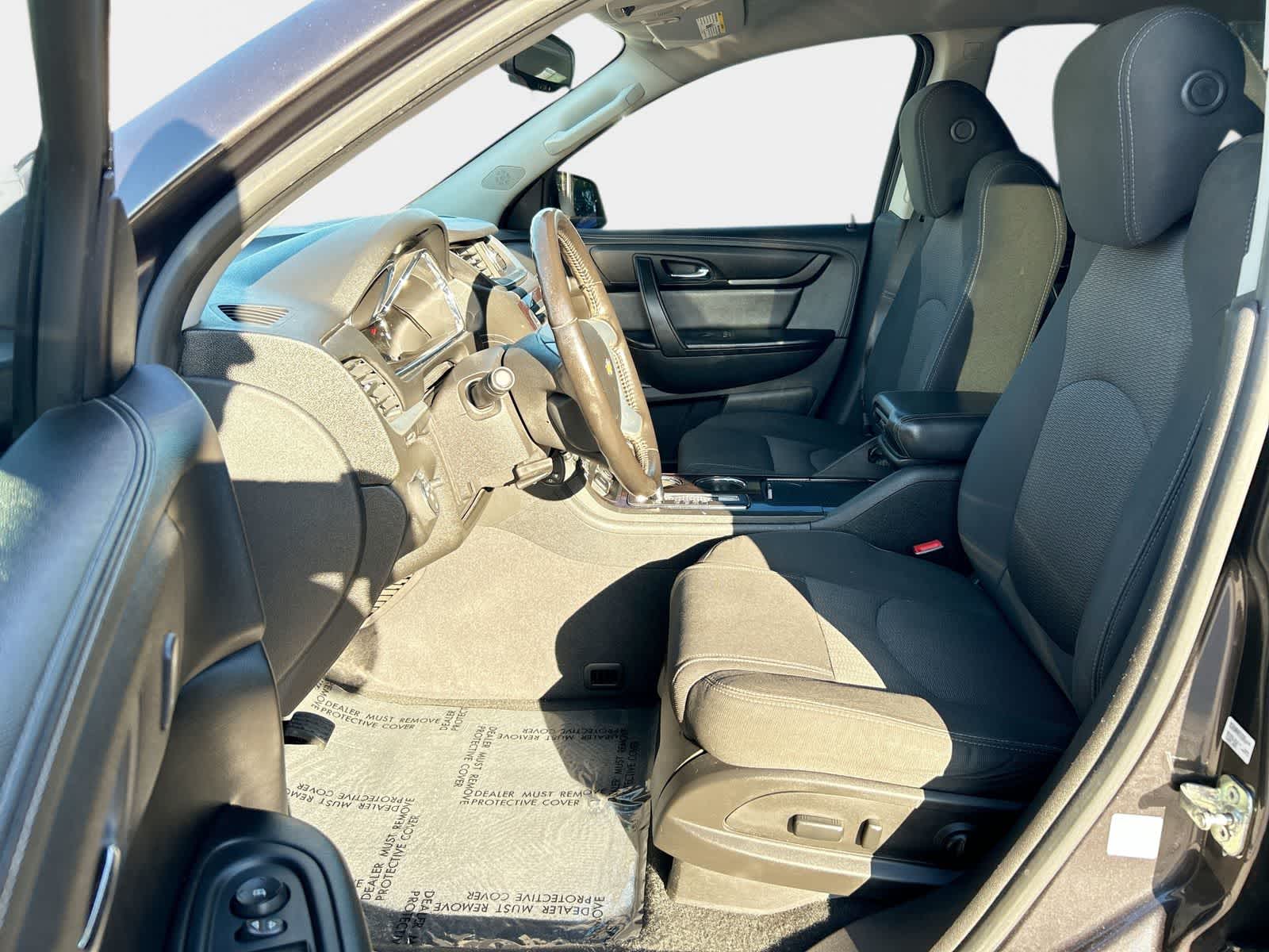 Thumbnail: 2016 Chevrolet Traverse - 11