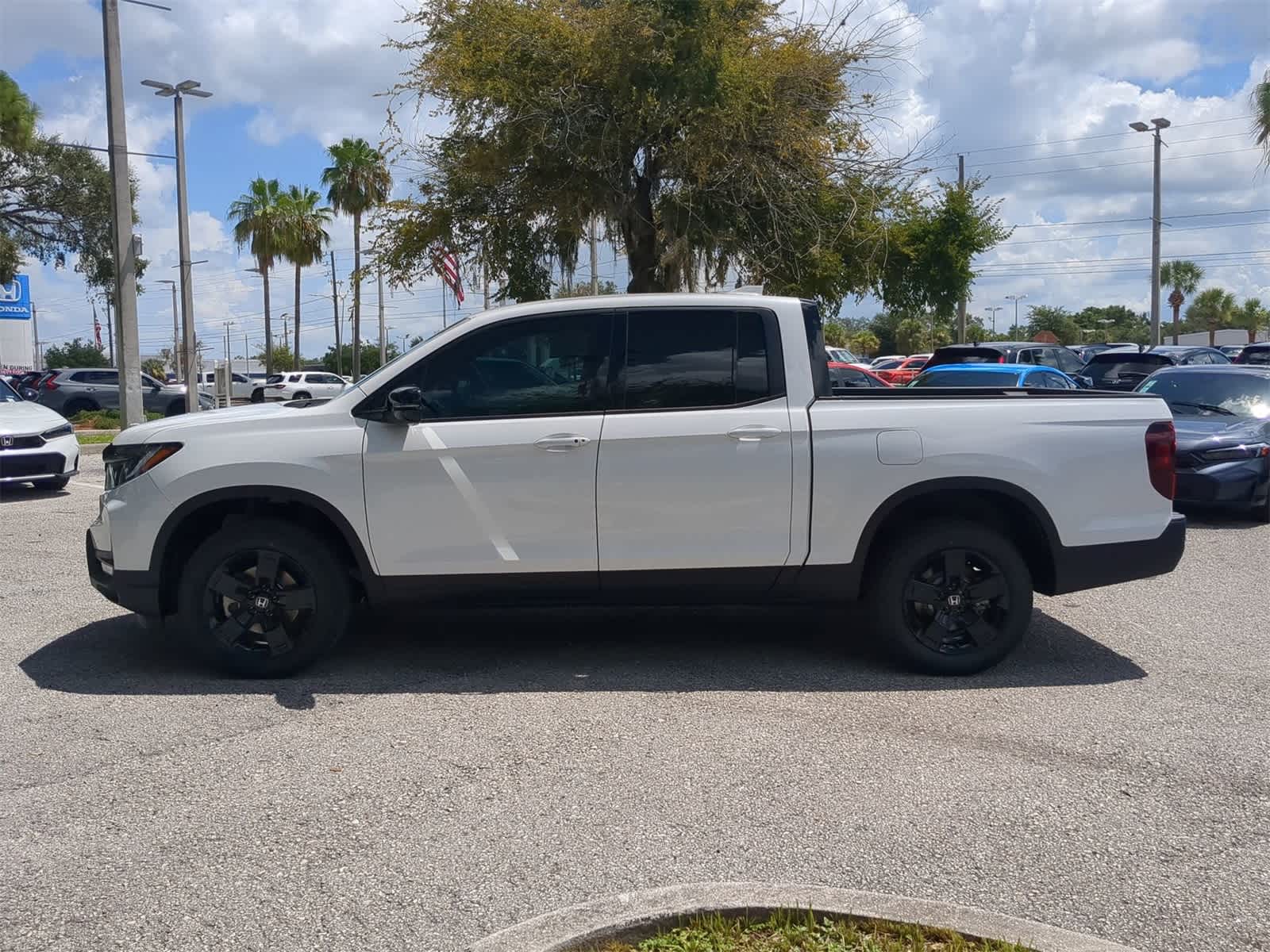 Thumbnail: 2025 Honda Ridgeline - 3