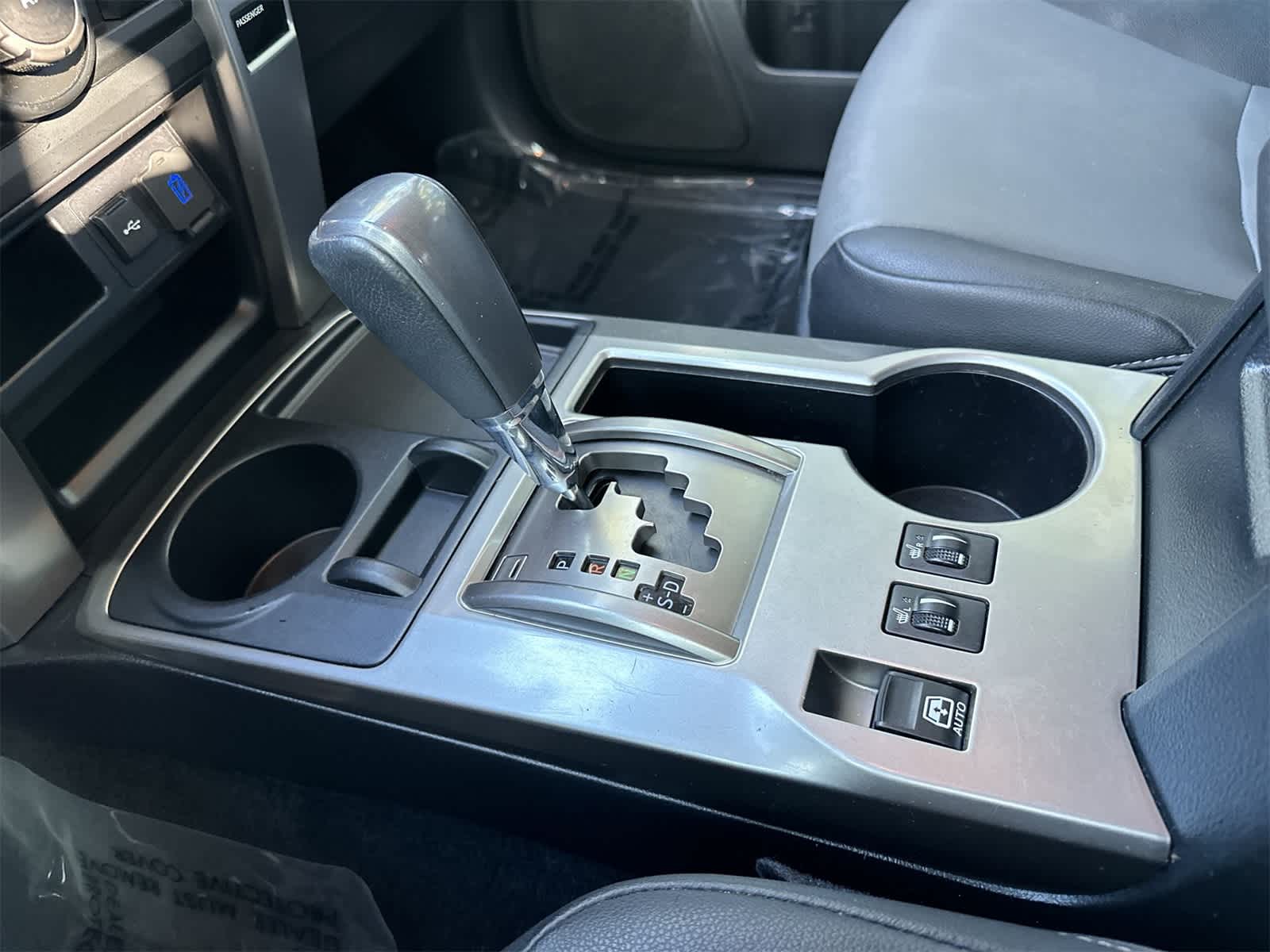 Thumbnail: 2022 Toyota 4Runner - 15