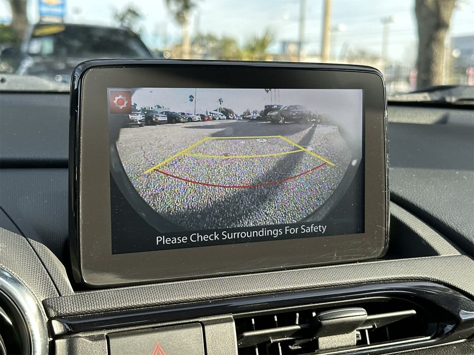 Thumbnail: 2022 Mazda MX-5 Miata - 17