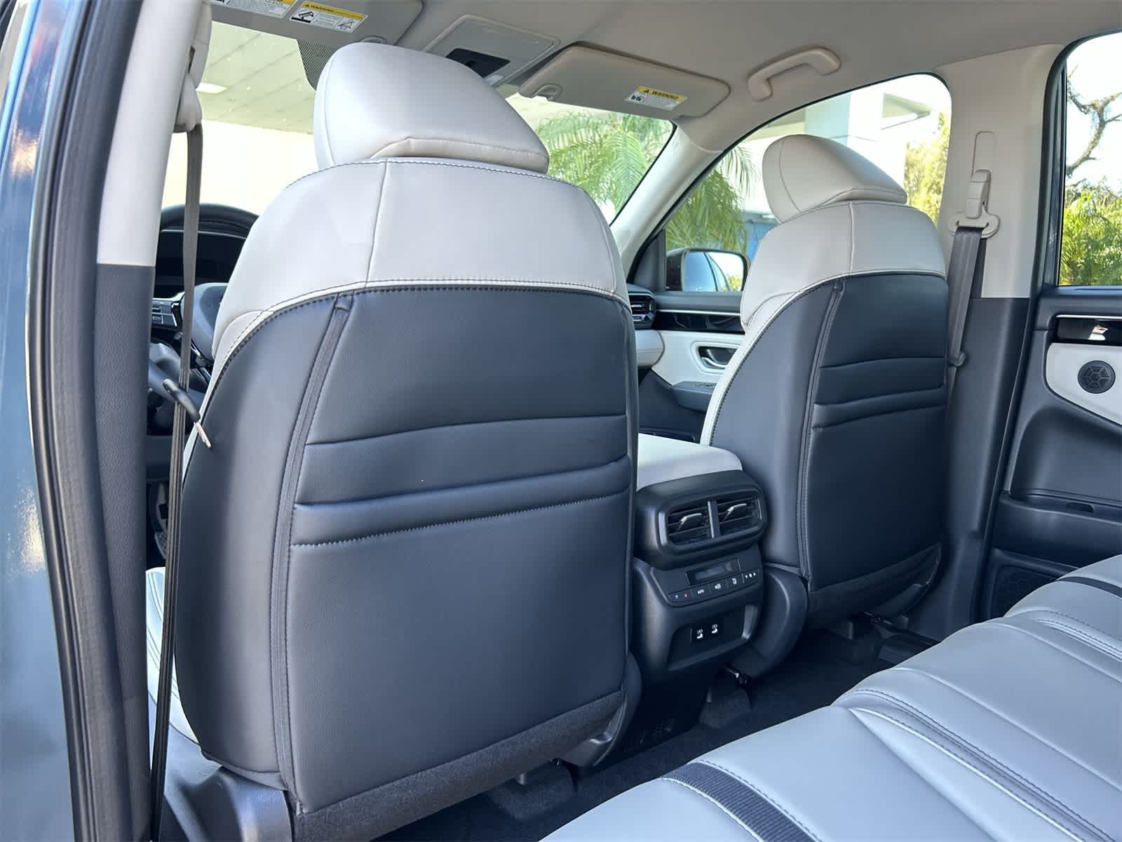 Thumbnail: 2026 Honda Pilot - 12