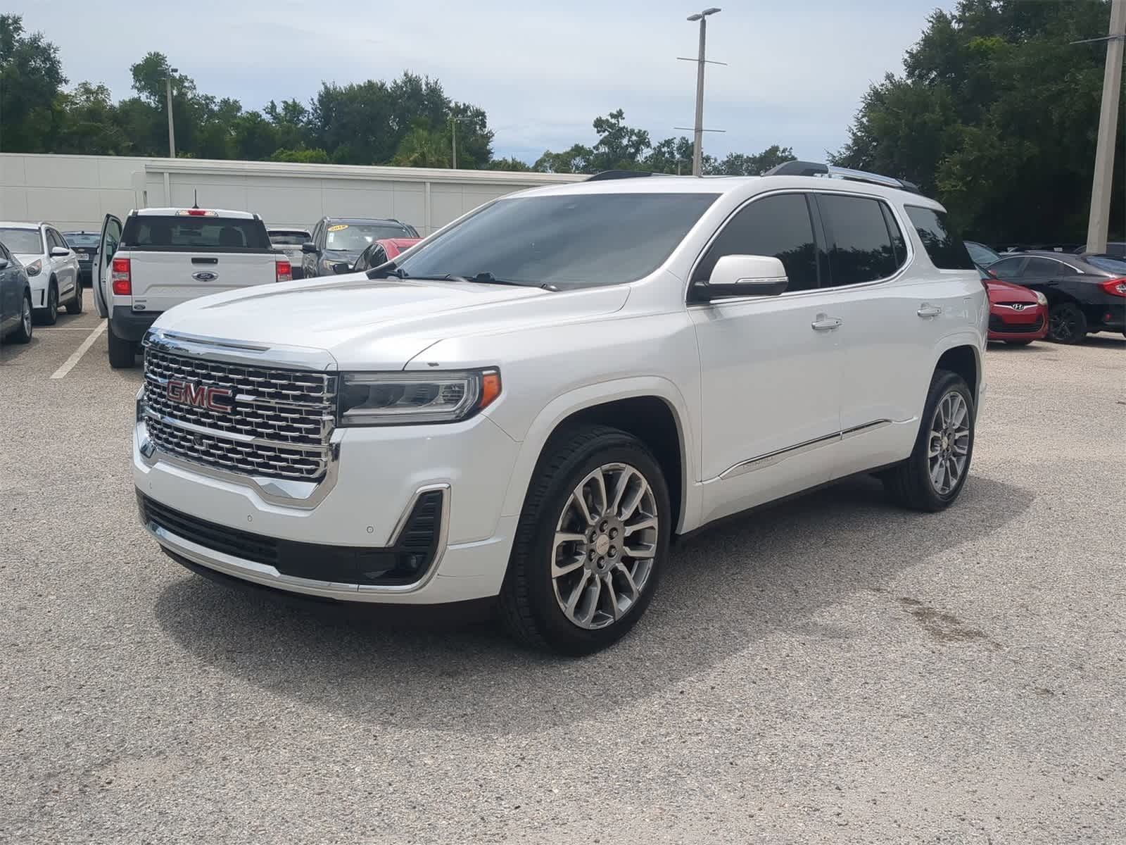 Thumbnail: 2022 GMC Acadia - 3