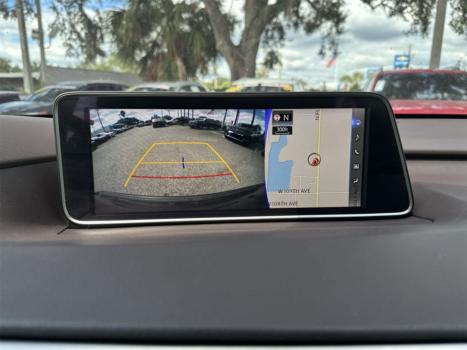 Thumbnail: 2019 Lexus RX - 17