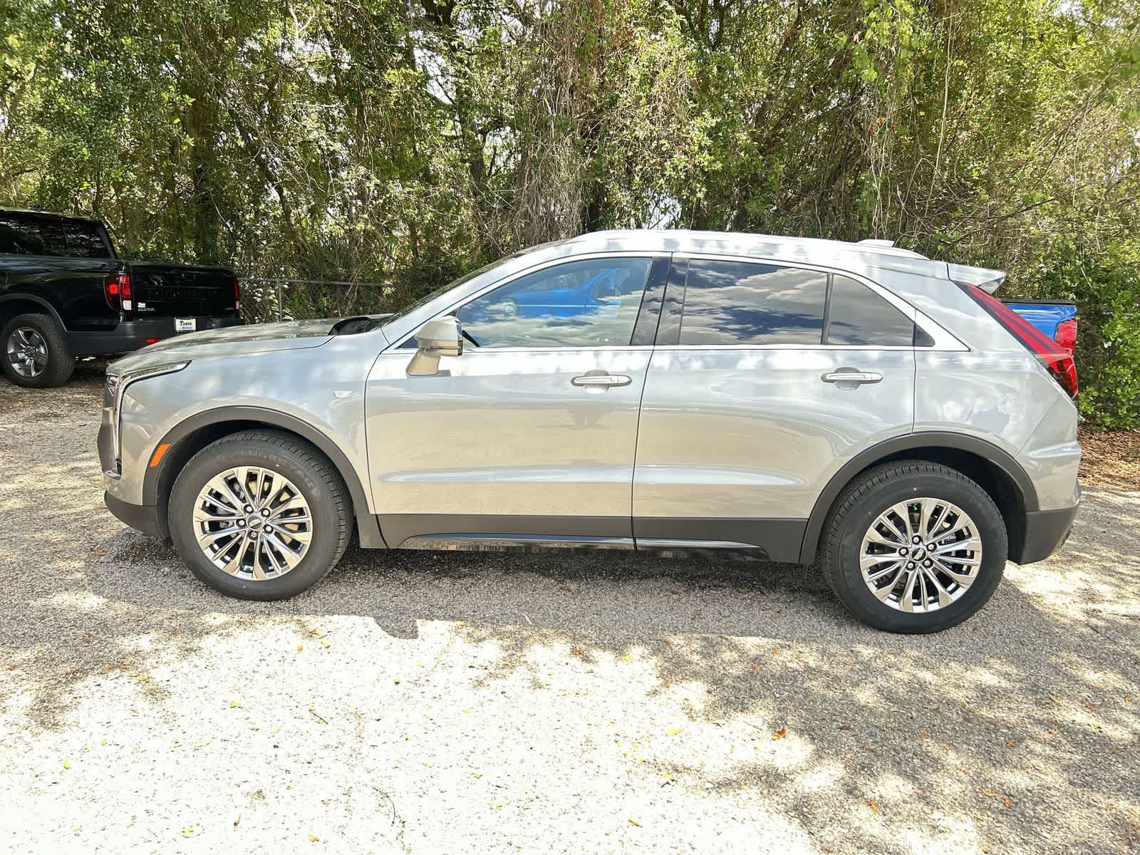 Thumbnail: 2024 Cadillac XT4 - 4