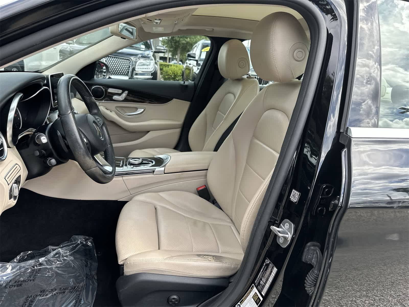 Thumbnail: 2017 Mercedes-Benz C-Class - 5
