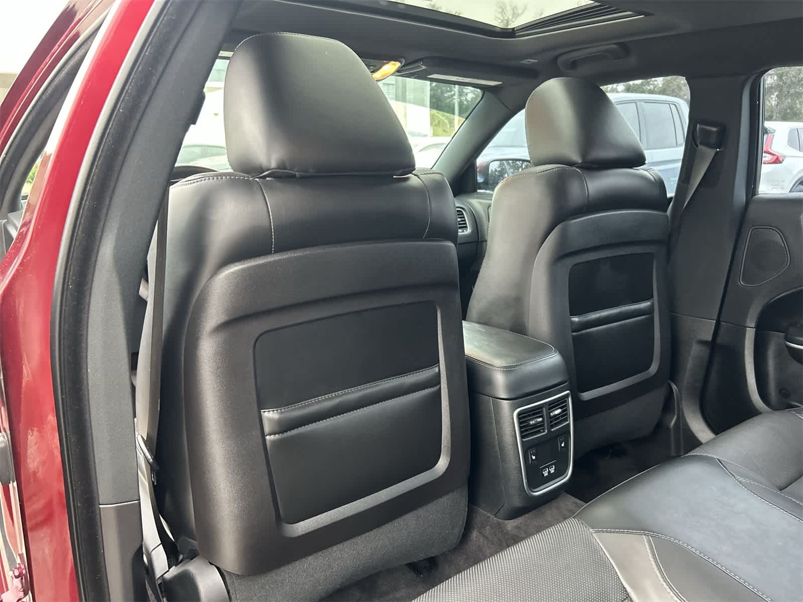 Thumbnail: 2018 Dodge Charger - 12