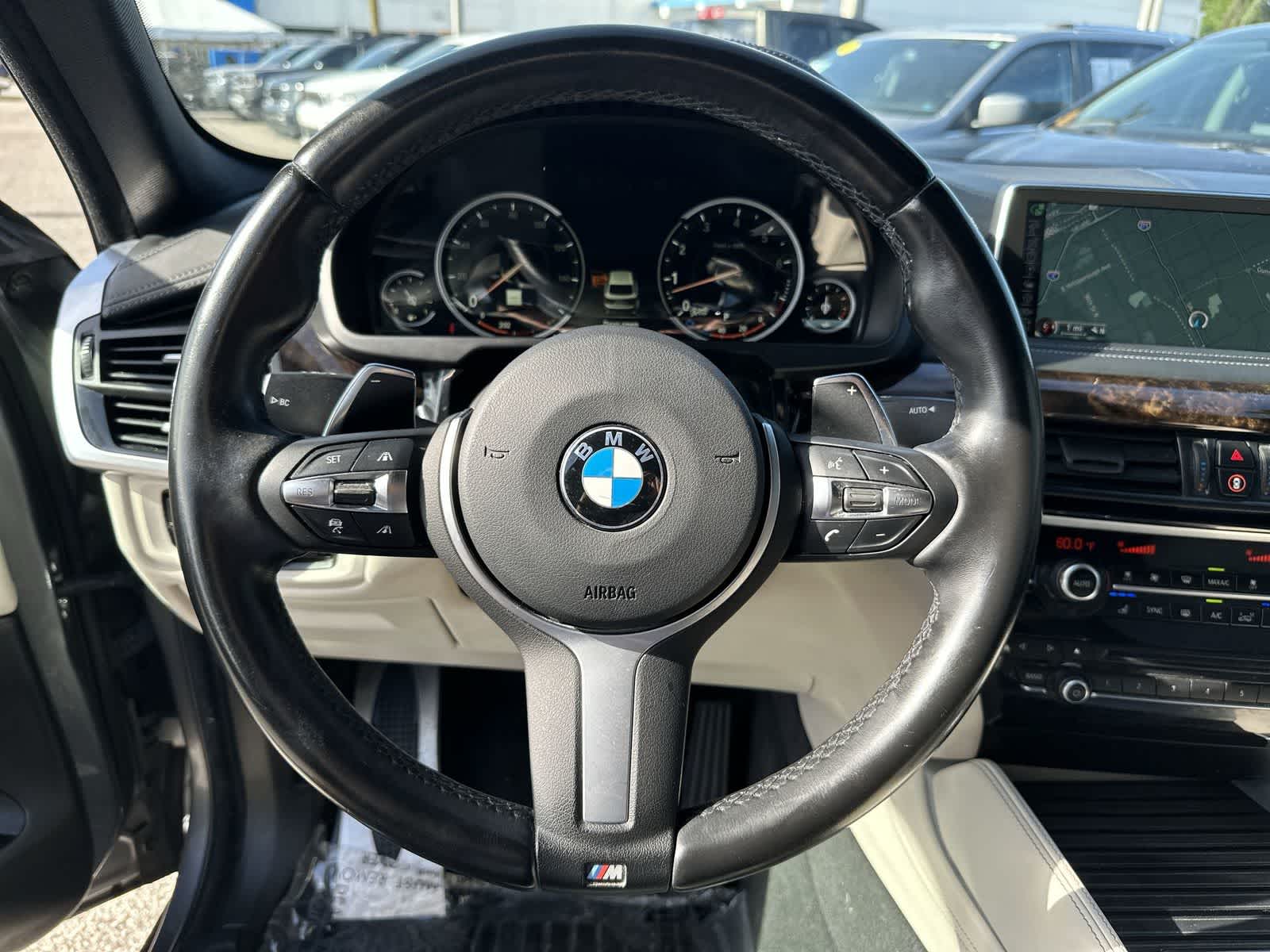 Thumbnail: 2016 BMW X6 - 16