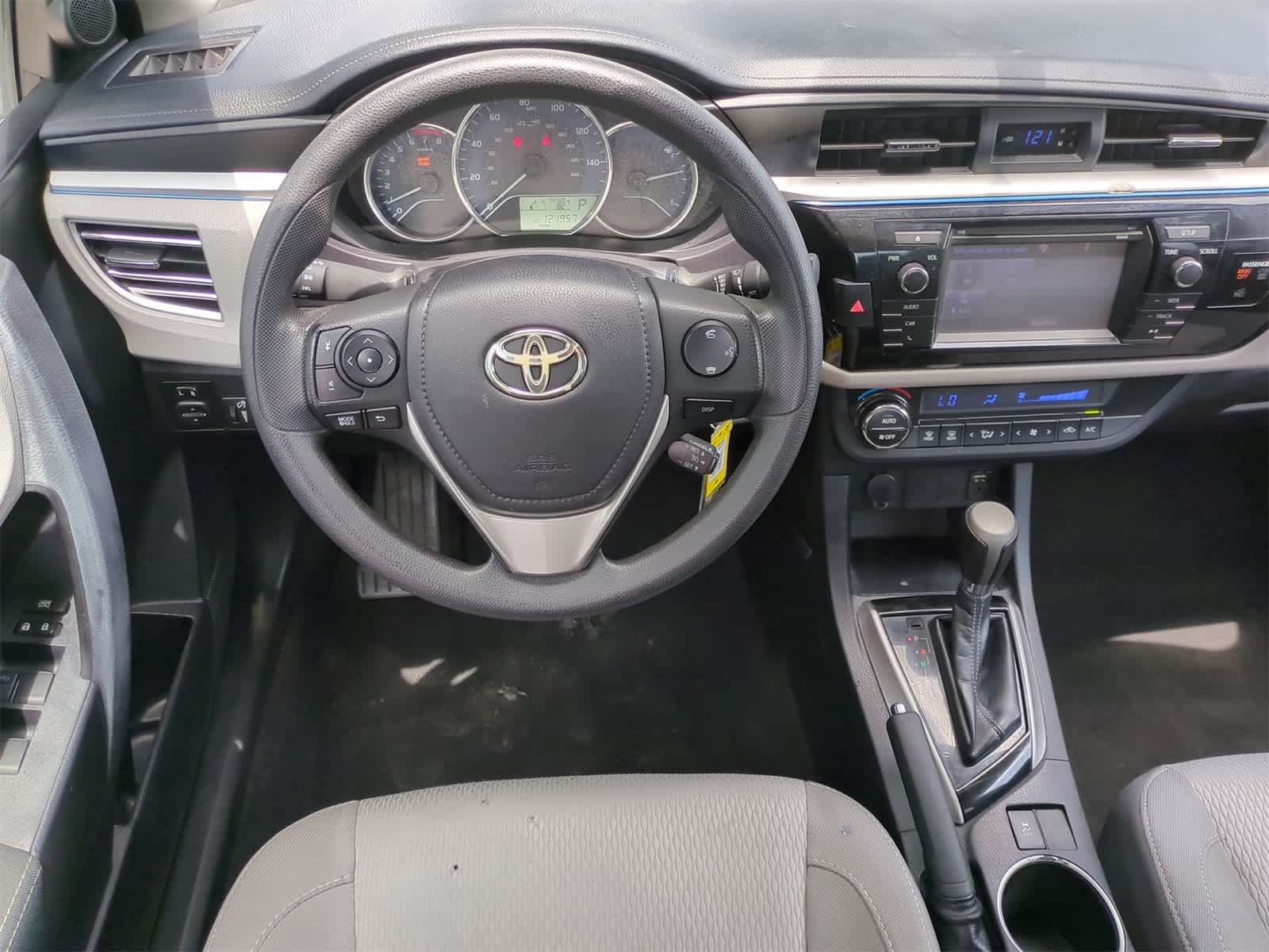 Thumbnail: 2014 Toyota Corolla - 15