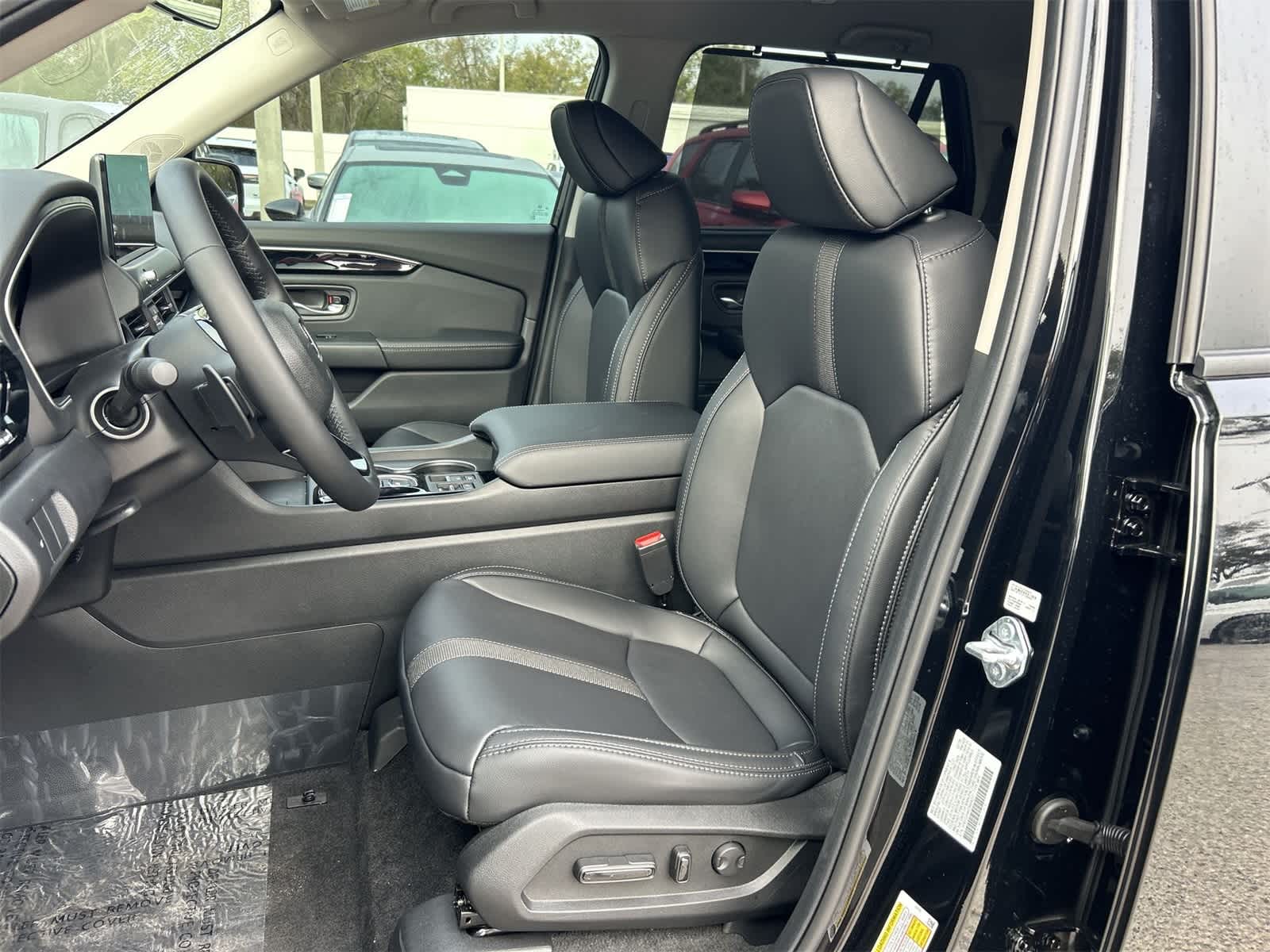 Thumbnail: 2026 Honda Pilot - 12