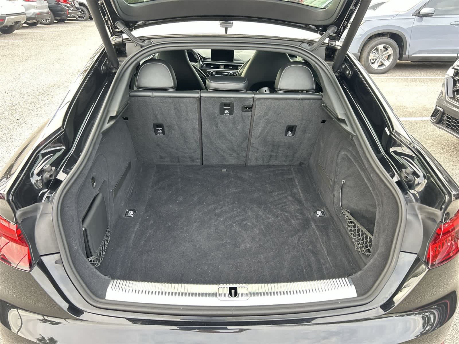 Thumbnail: 2019 Audi S5 - 19