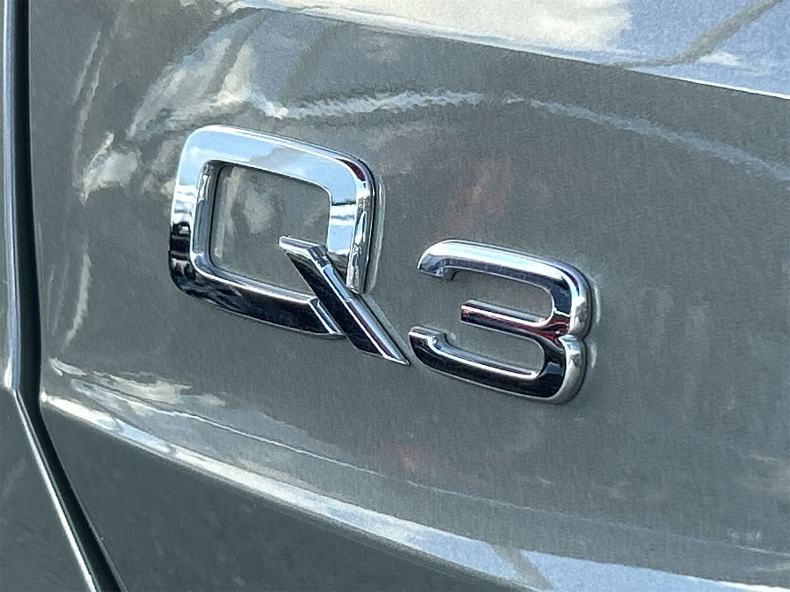 Thumbnail: 2025 Audi Q3 - 7