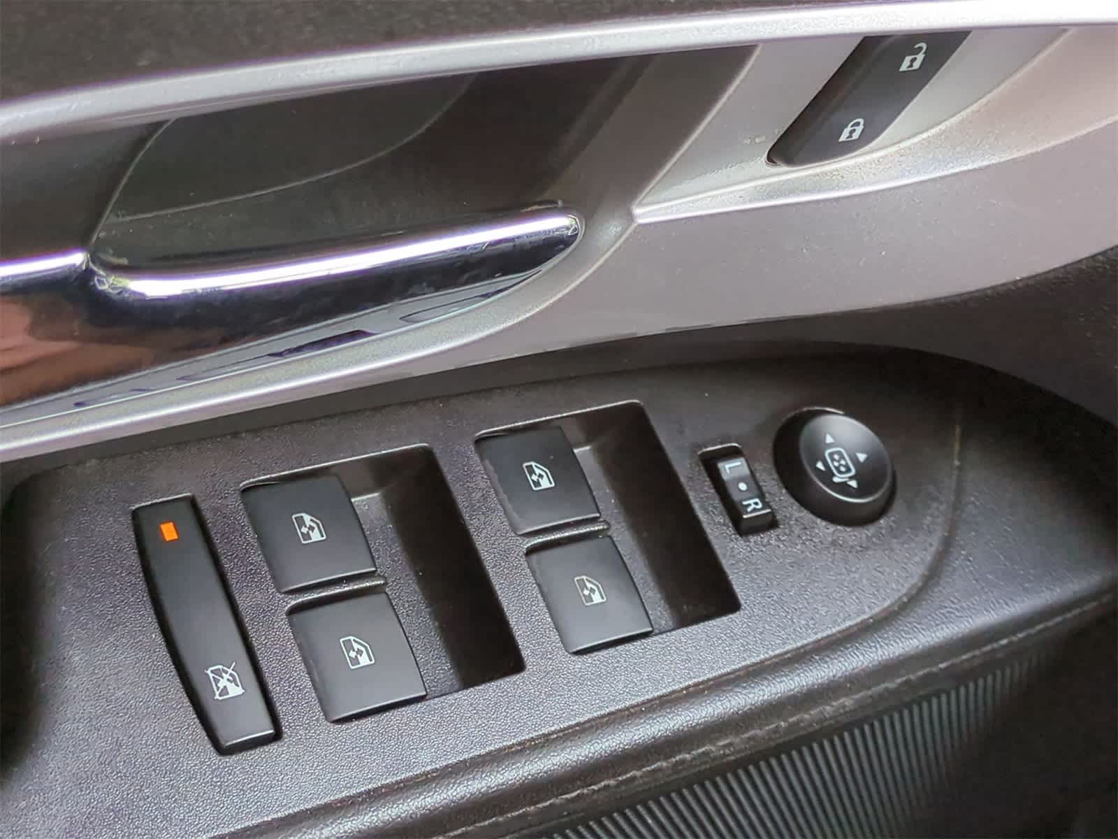Thumbnail: 2014 Chevrolet Equinox - 20