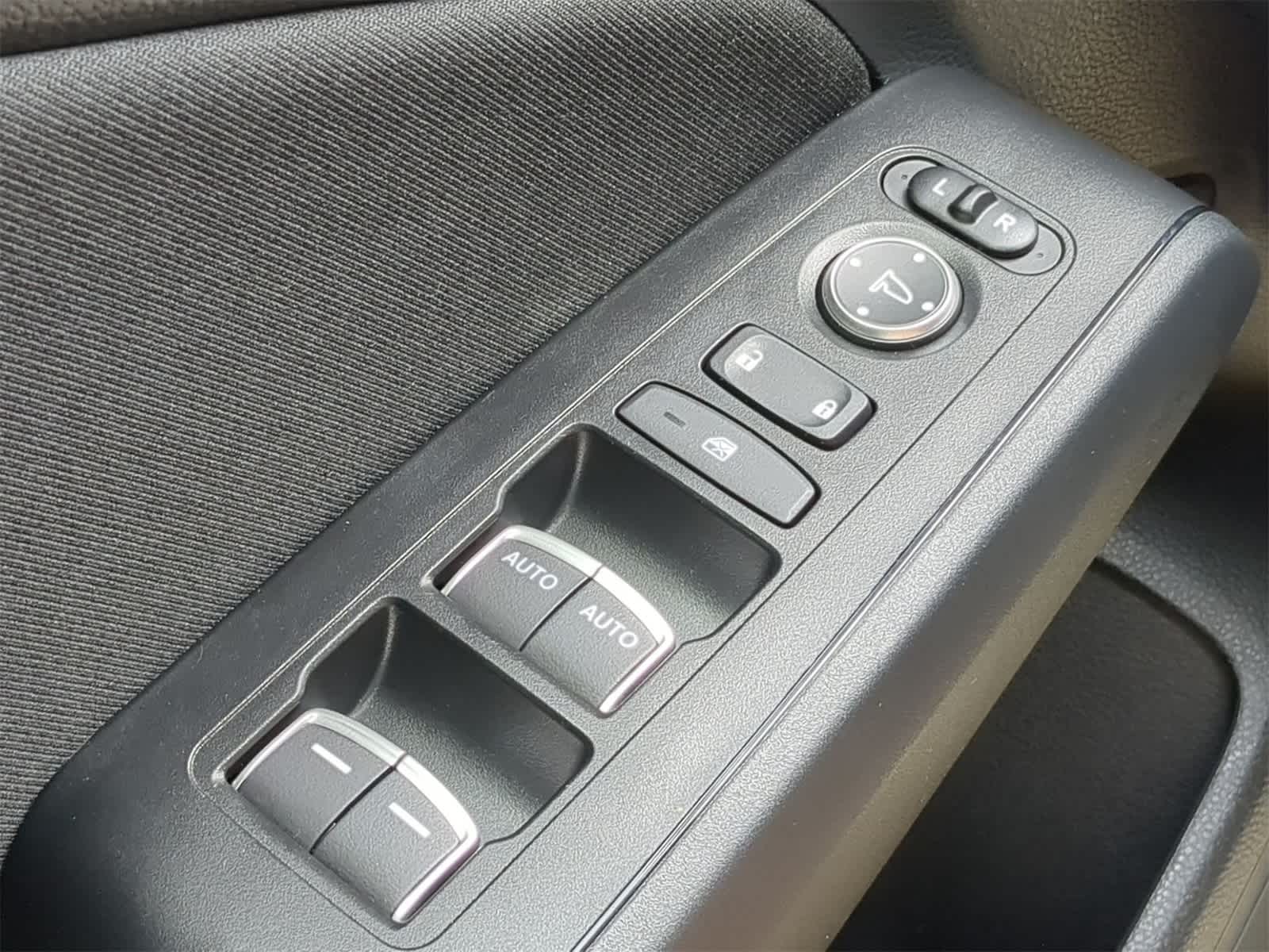 Thumbnail: 2023 Honda Civic - 21